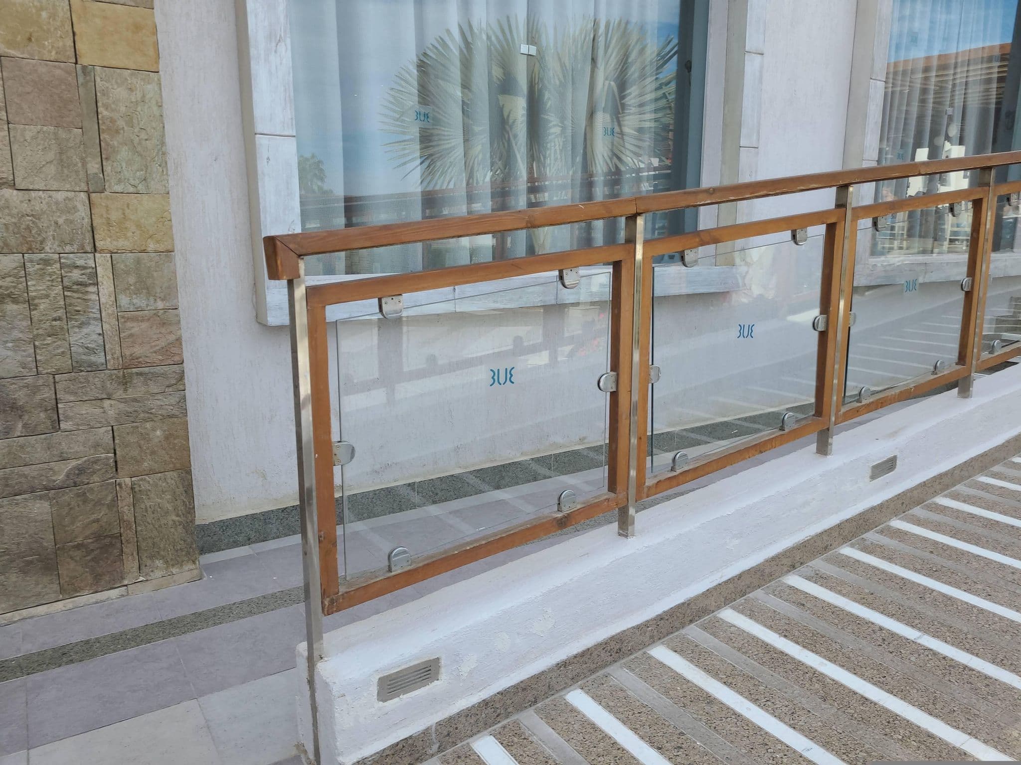 Street view near Sunrise Crystal Bay Resort, Makadi Bay — © jopparn (CC BY-SA · Mapillary)