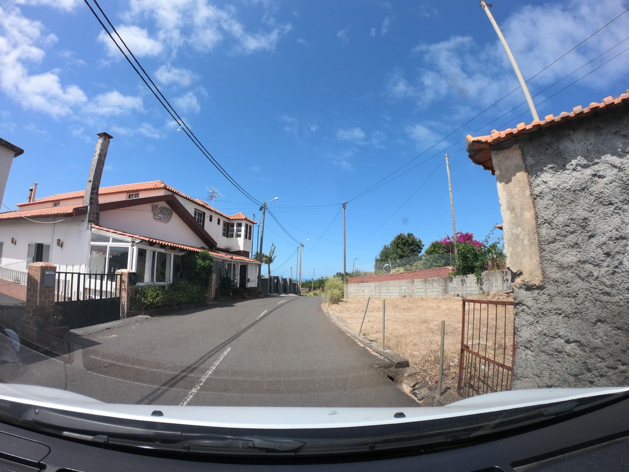 Street view near Saloio, Fajã da Ovelha — © filipesilva (CC BY-SA · Mapillary)