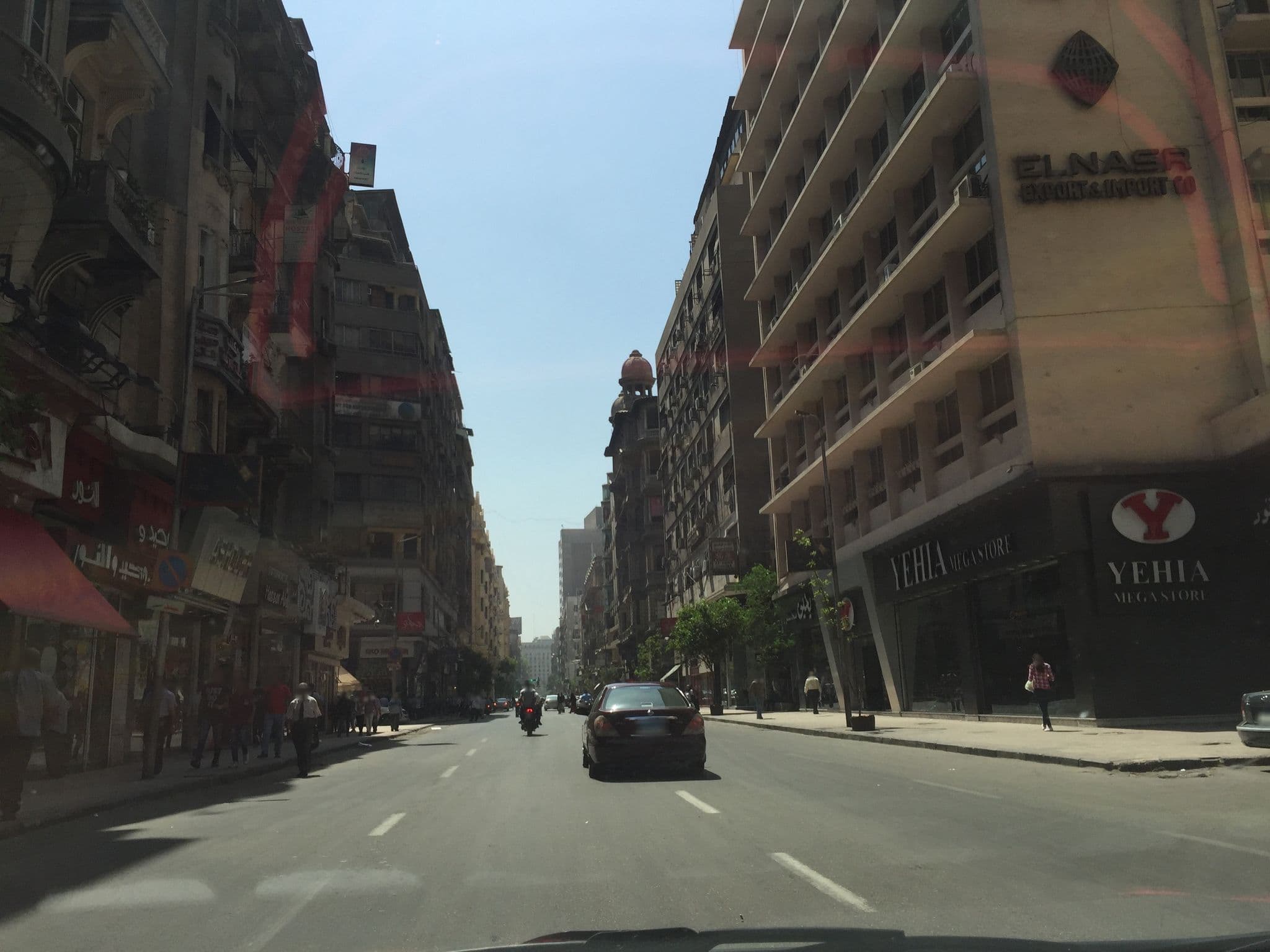 Street view near فندق لونا, Būlāq Abū al ‘Ilā — © galilu (CC BY-SA · Mapillary)