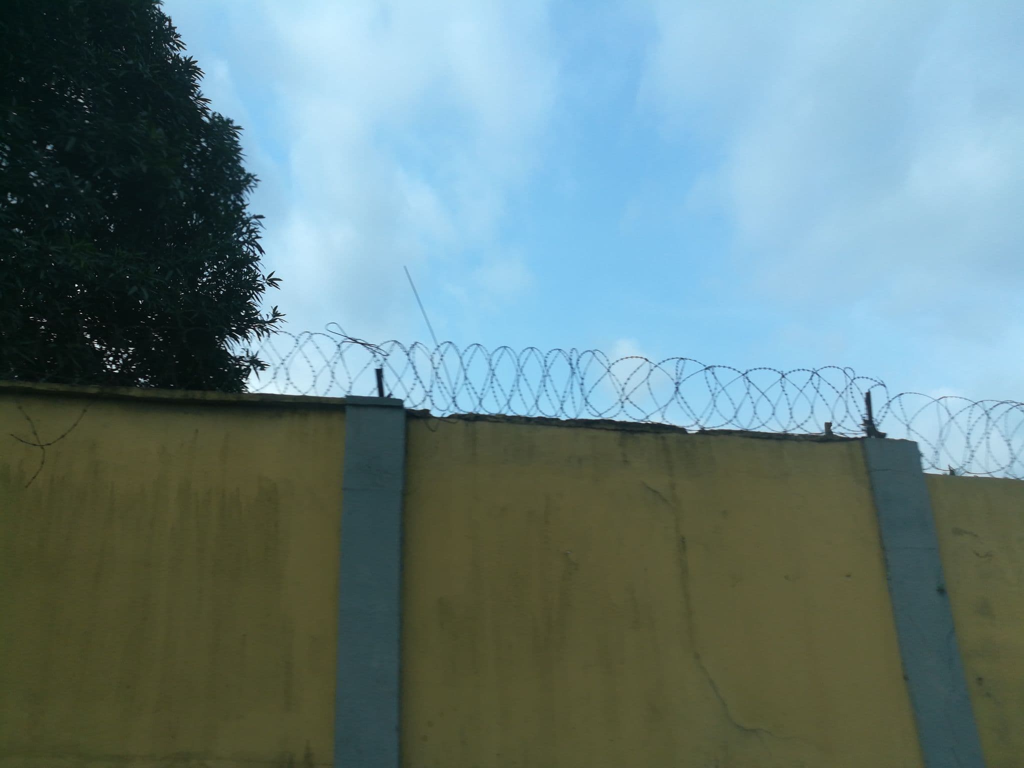 Street view near Smridus, Oshodi — © ralebipim (CC BY-SA · Mapillary)