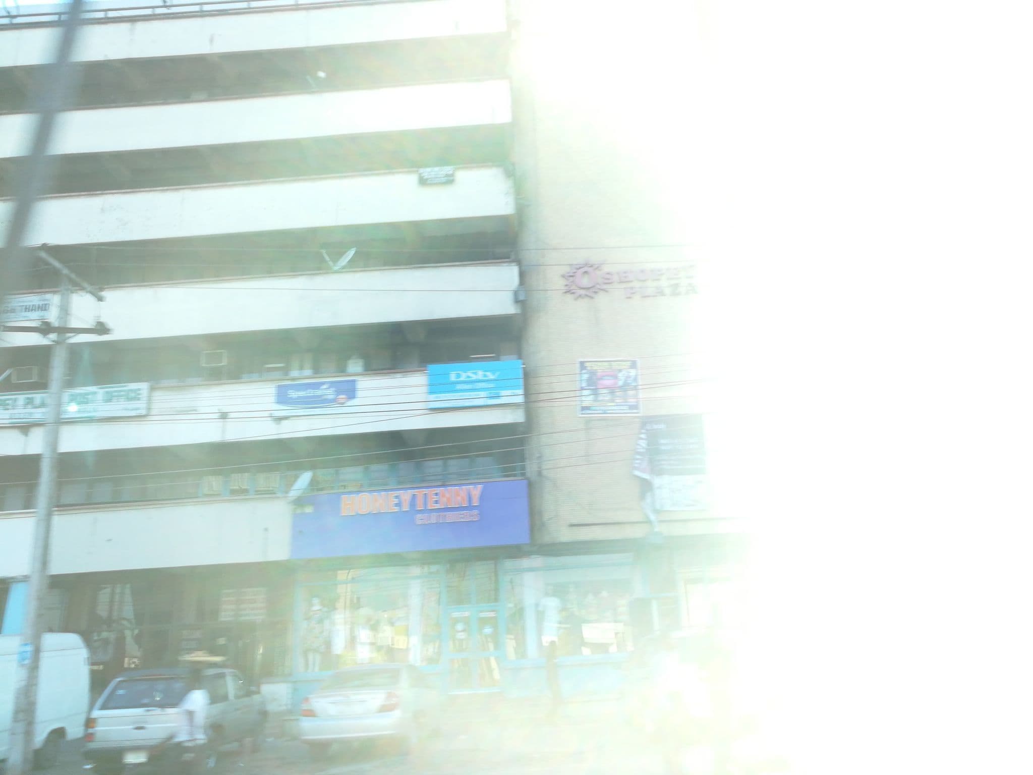 Street view near HS Continental-Blue Ribbon, Ikeja — © ralebipim (CC BY-SA · Mapillary)
