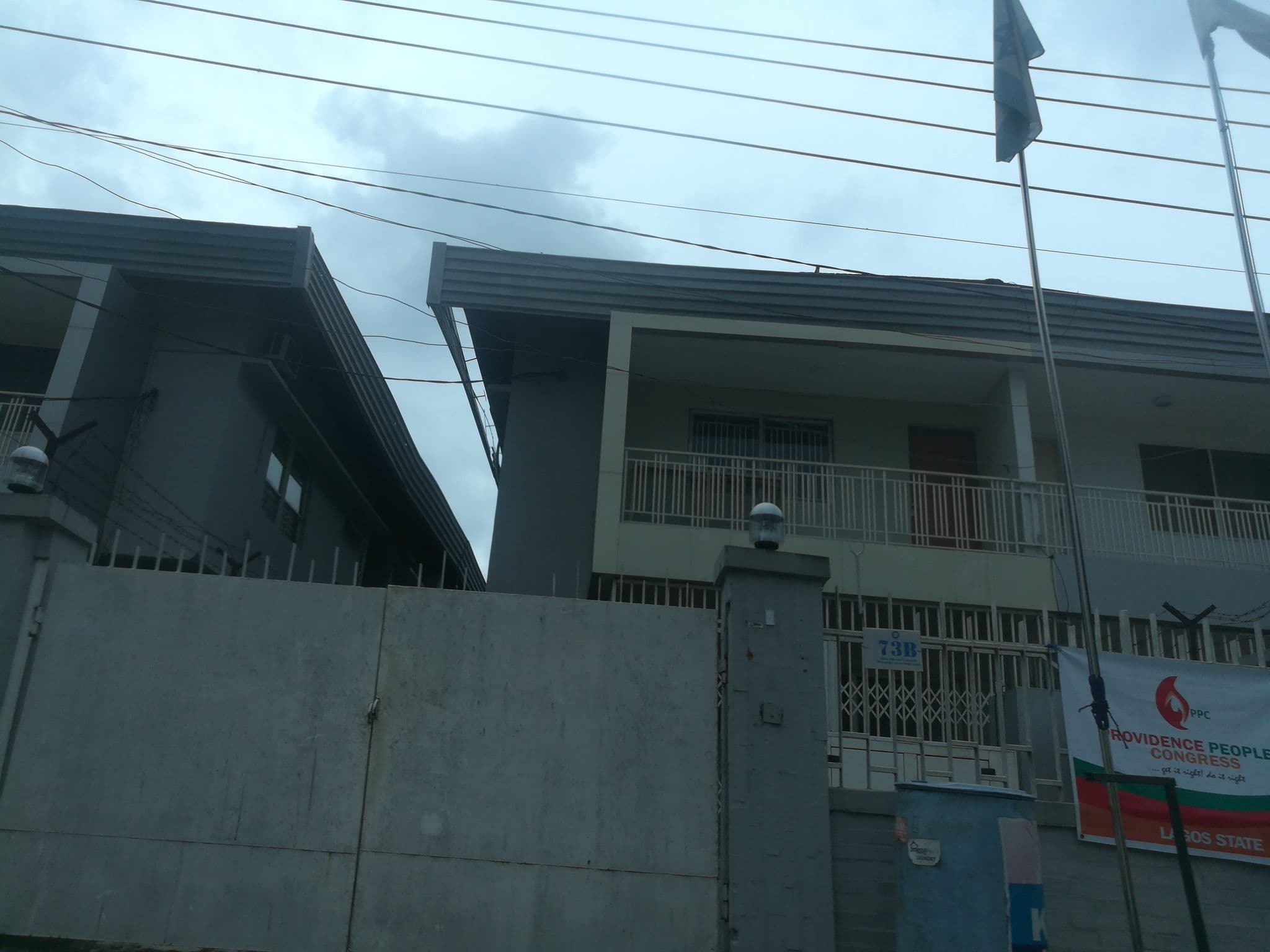 Street view near Posh Luxury Hotel, Agege — © ralebipim (CC BY-SA · Mapillary)