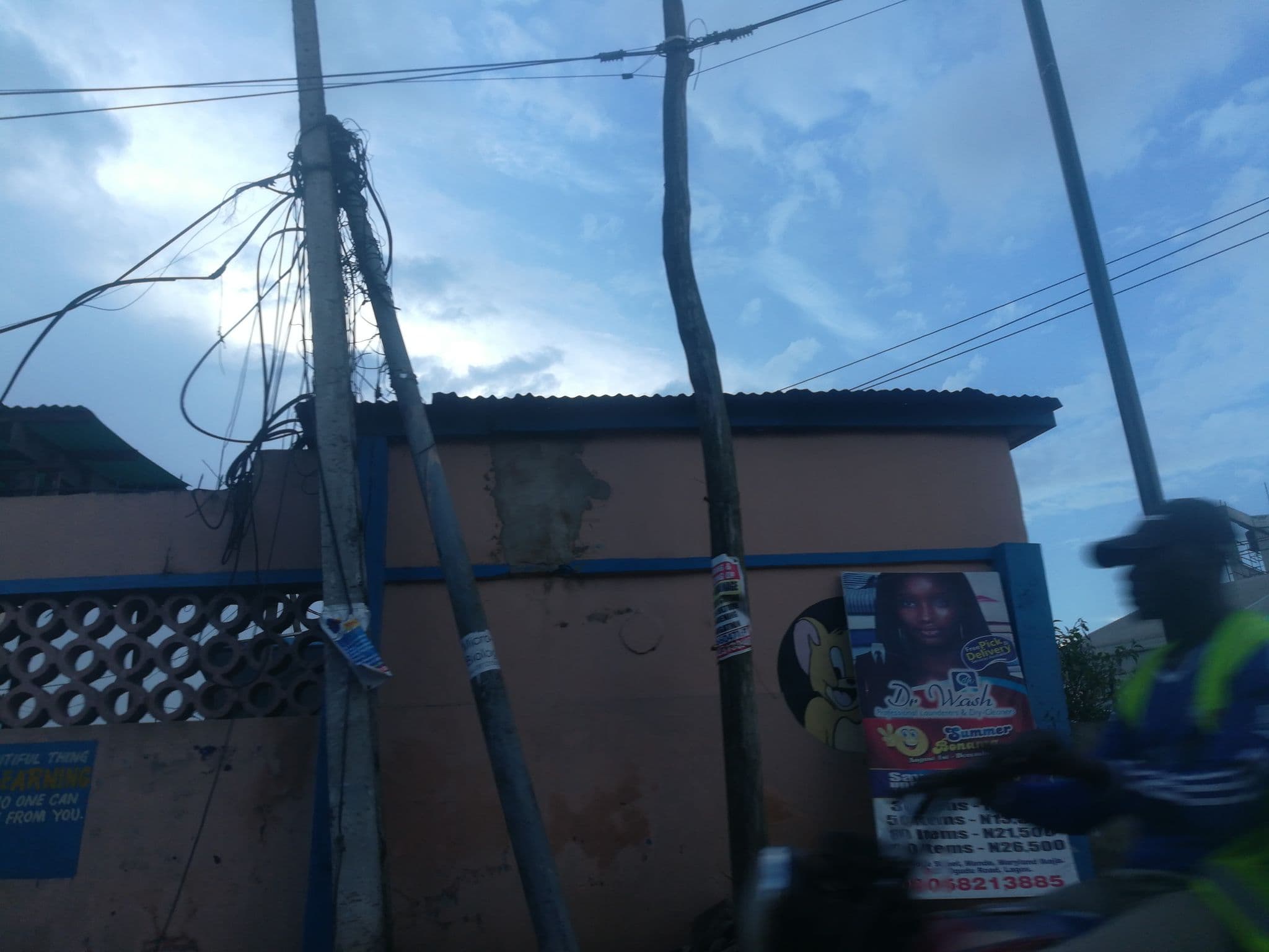 Street view near Hotel Newcastle, Shomolu — © ralebipim (CC BY-SA · Mapillary)