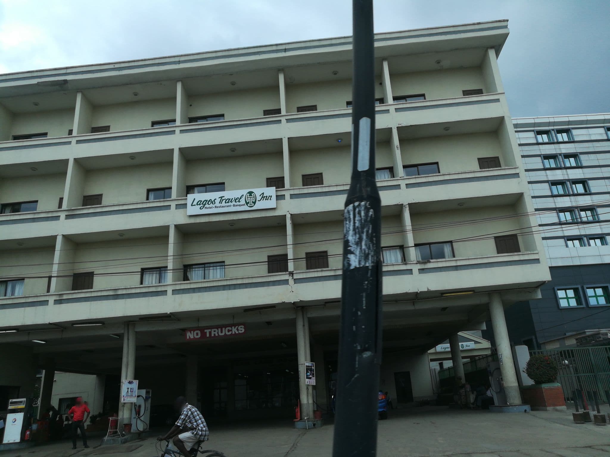 Street view near lagos travel inn, Ikeja — © ralebipim (CC BY-SA · Mapillary)