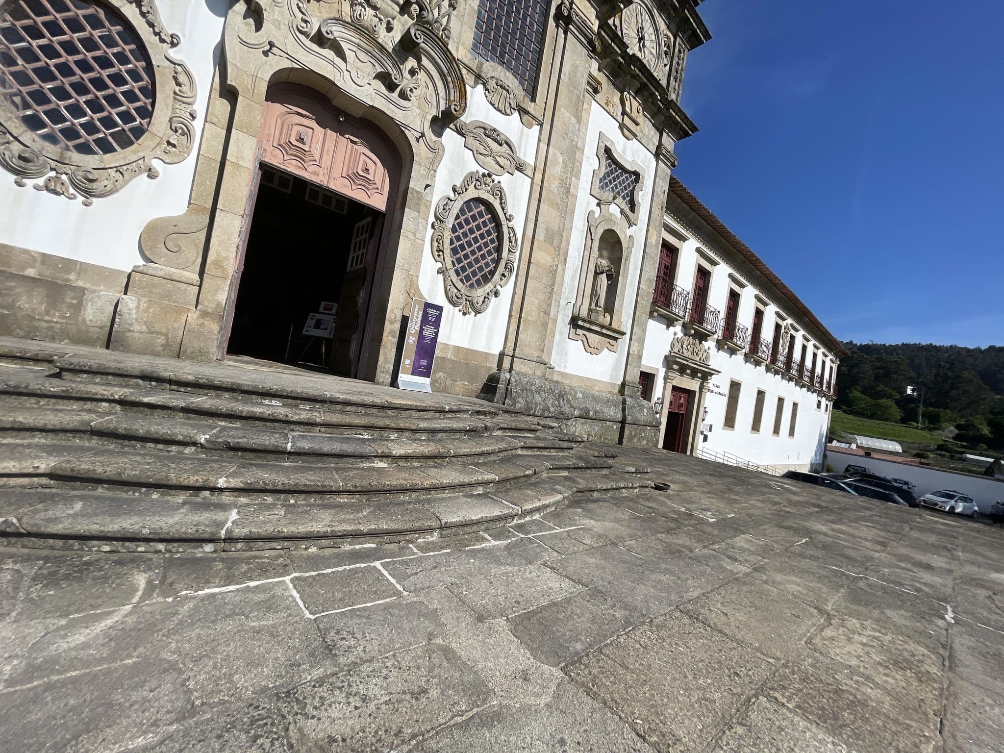 Street view near Pousada de Santa Marinha, Guimarães — © egorka (CC BY-SA · Mapillary)
