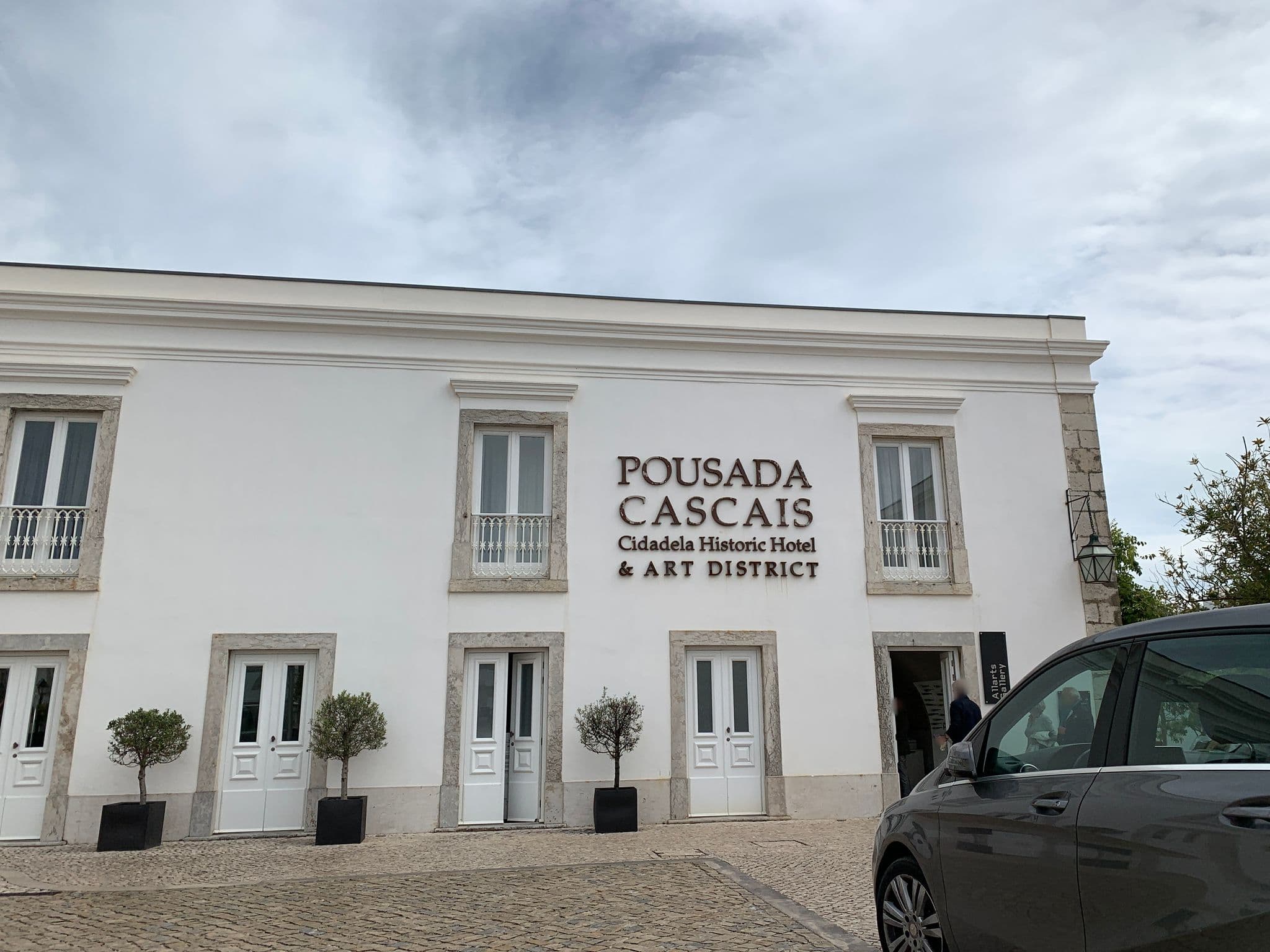Street view near Pousada de Cascais, Cascais — © egorka (CC BY-SA · Mapillary)