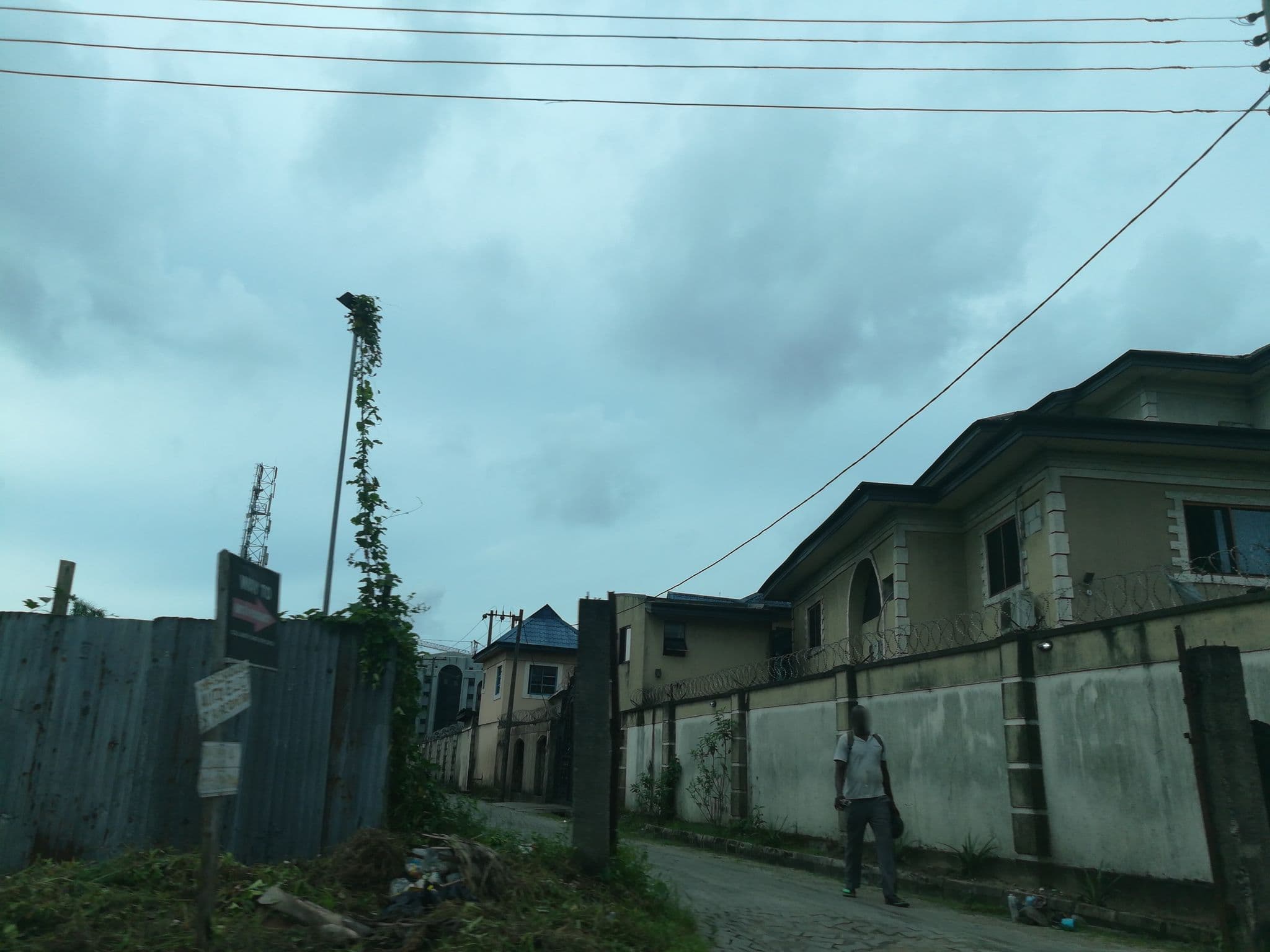 Street view near Olive Branch Hotel, Port Harcourt — © ralebipim (CC BY-SA · Mapillary)