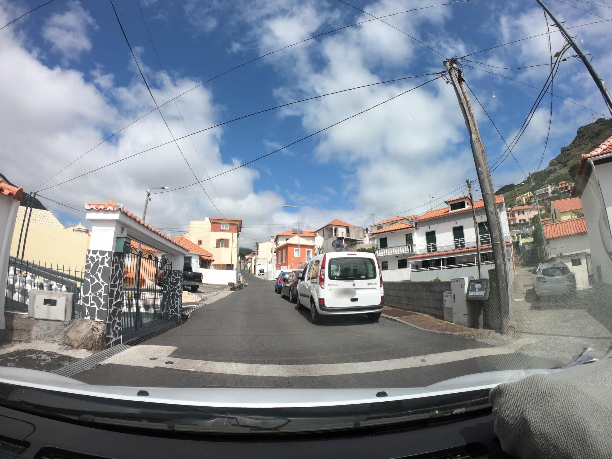 Street view near Casas da Avenida e Do Pico, Machico — © filipesilva (CC BY-SA · Mapillary)