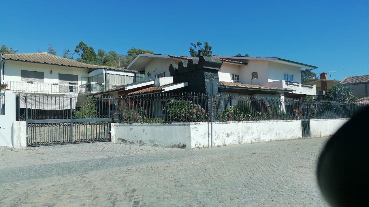 Street view near Santhyago, Trofa — © sanjorgepinho (CC BY-SA · Mapillary)