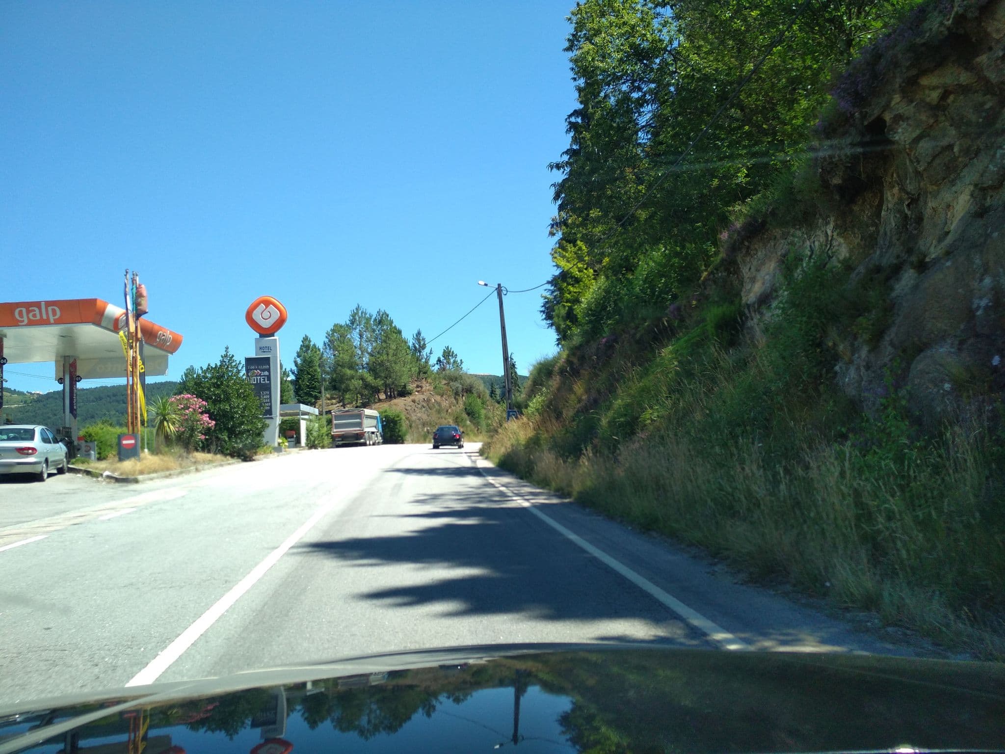Street view near Albergaria Belavista, Ribeira de Pena — © vfonseca (CC BY-SA · Mapillary)