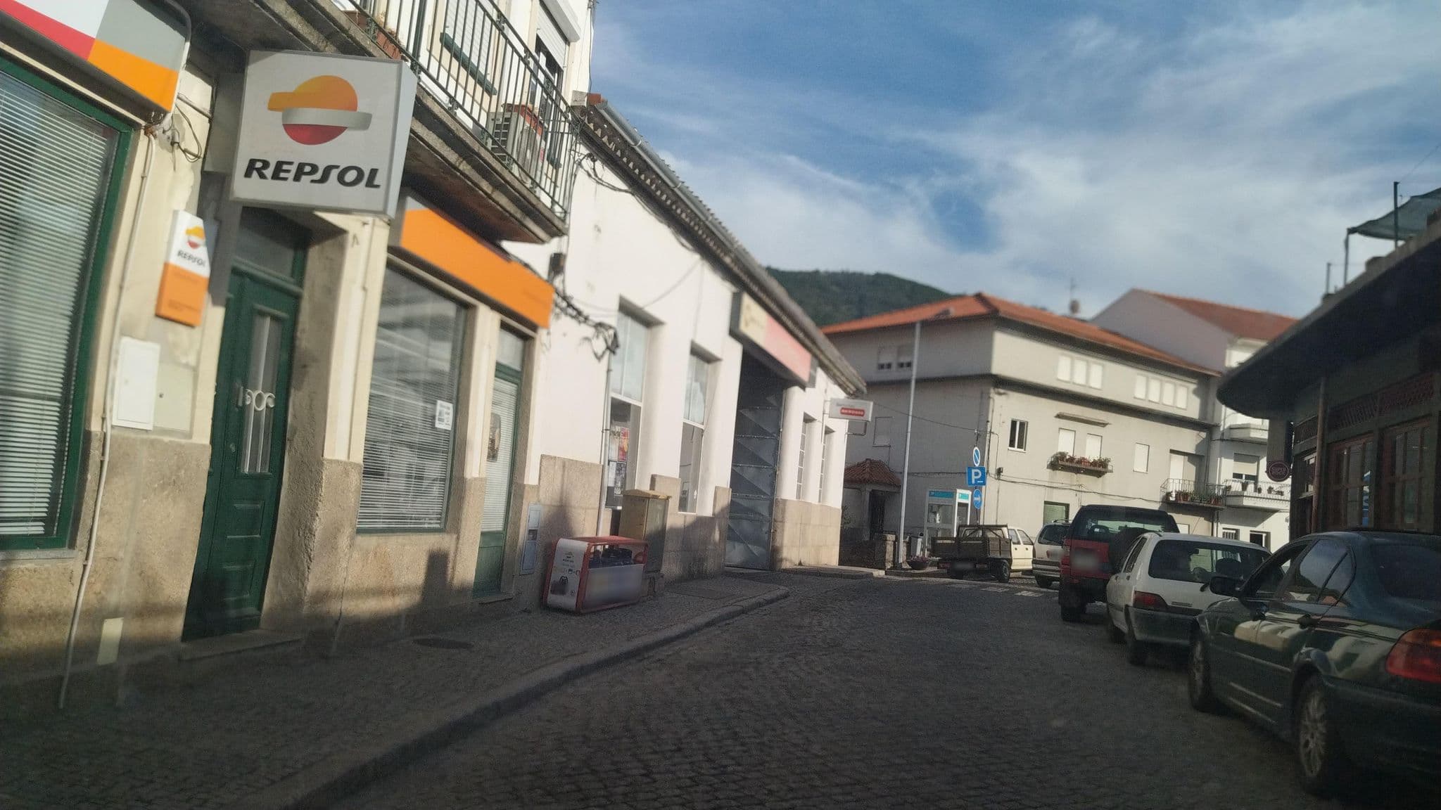 Street view near Pensão Serradalto, Manteigas — © fmendes (CC BY-SA · Mapillary)
