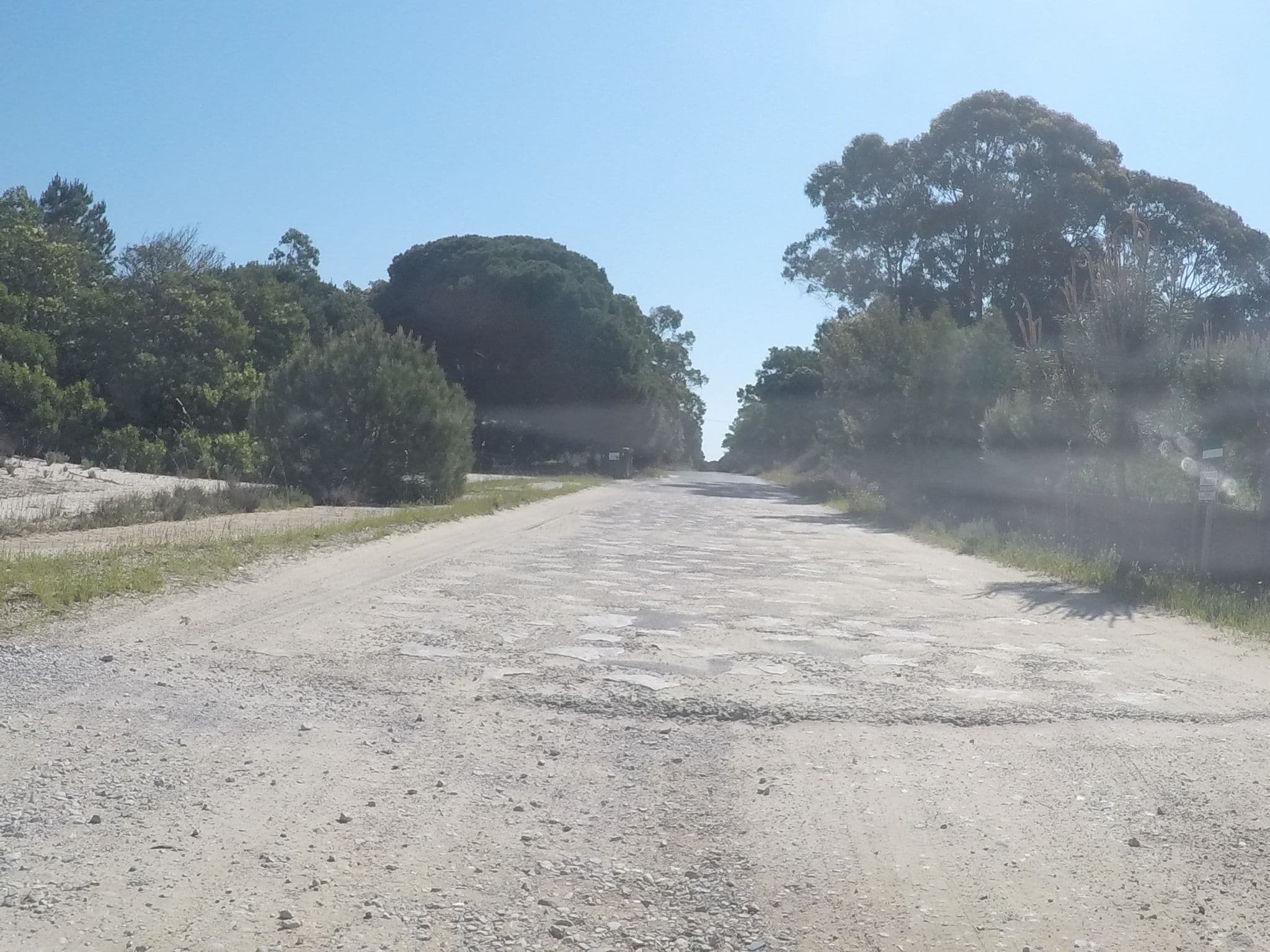 Street view near Uva do Monte - Blueberry Farm, Grândola — © chrisbeddow (CC BY-SA · Mapillary)