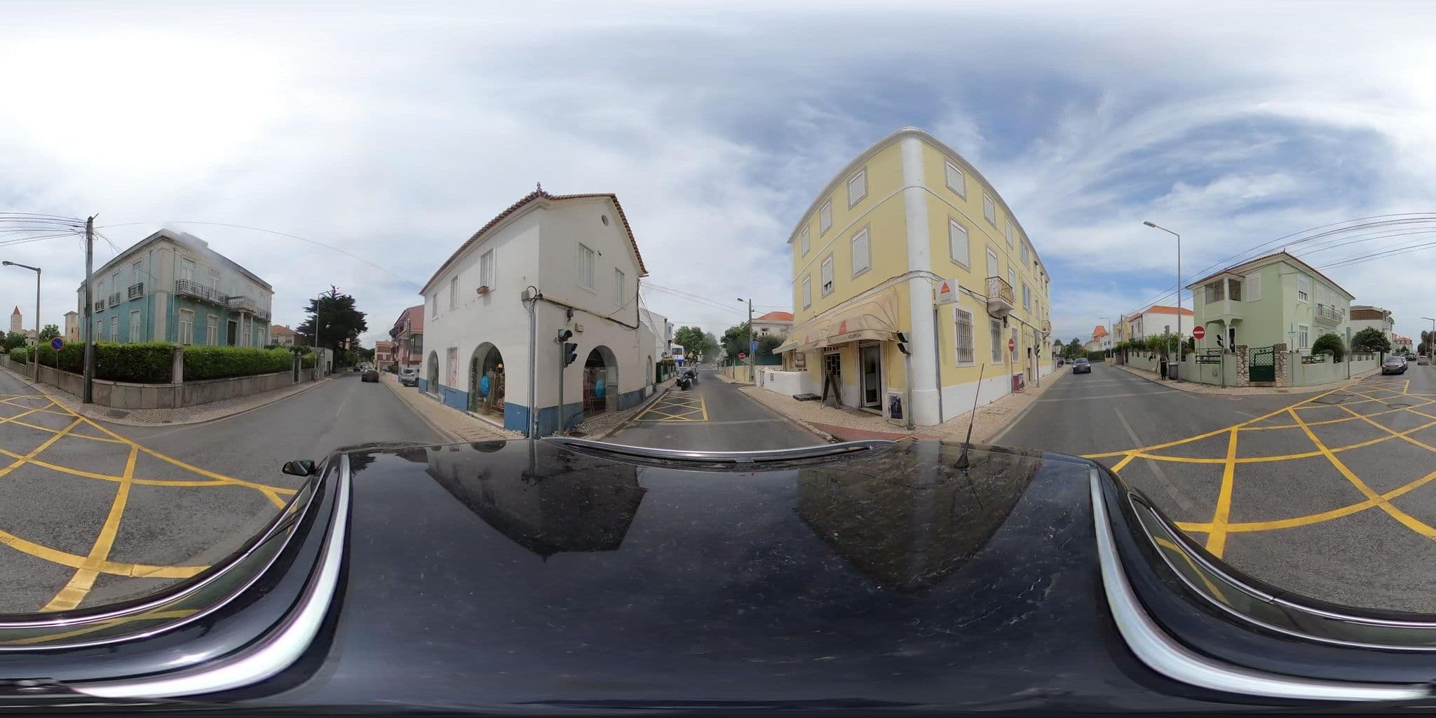 Street view near Short Stay Flats, Estoril — © filohipo (CC BY-SA · Mapillary)