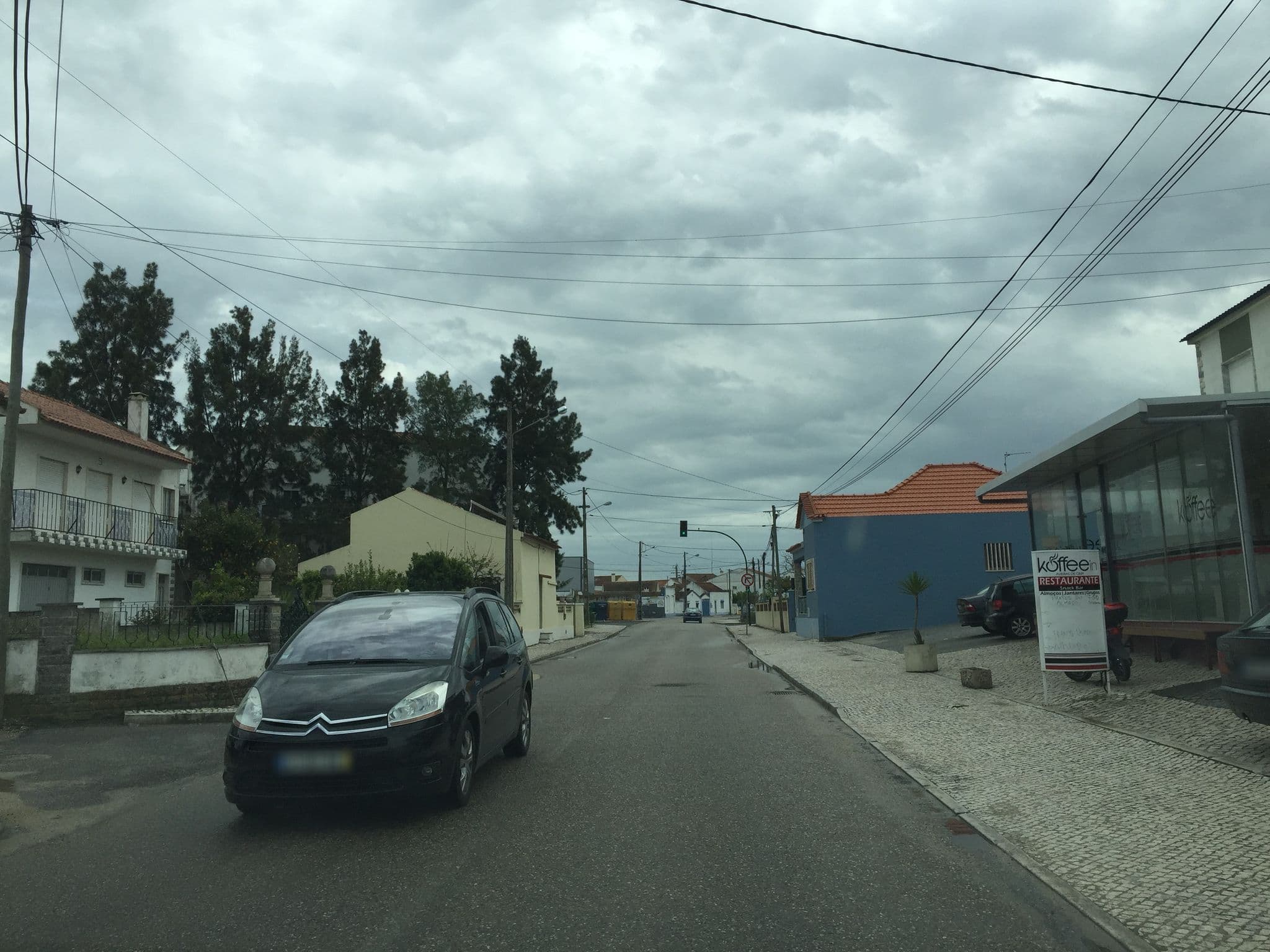 Street view near Residencial Damas, Aveiras de Cima — © ptmap (CC BY-SA · Mapillary)