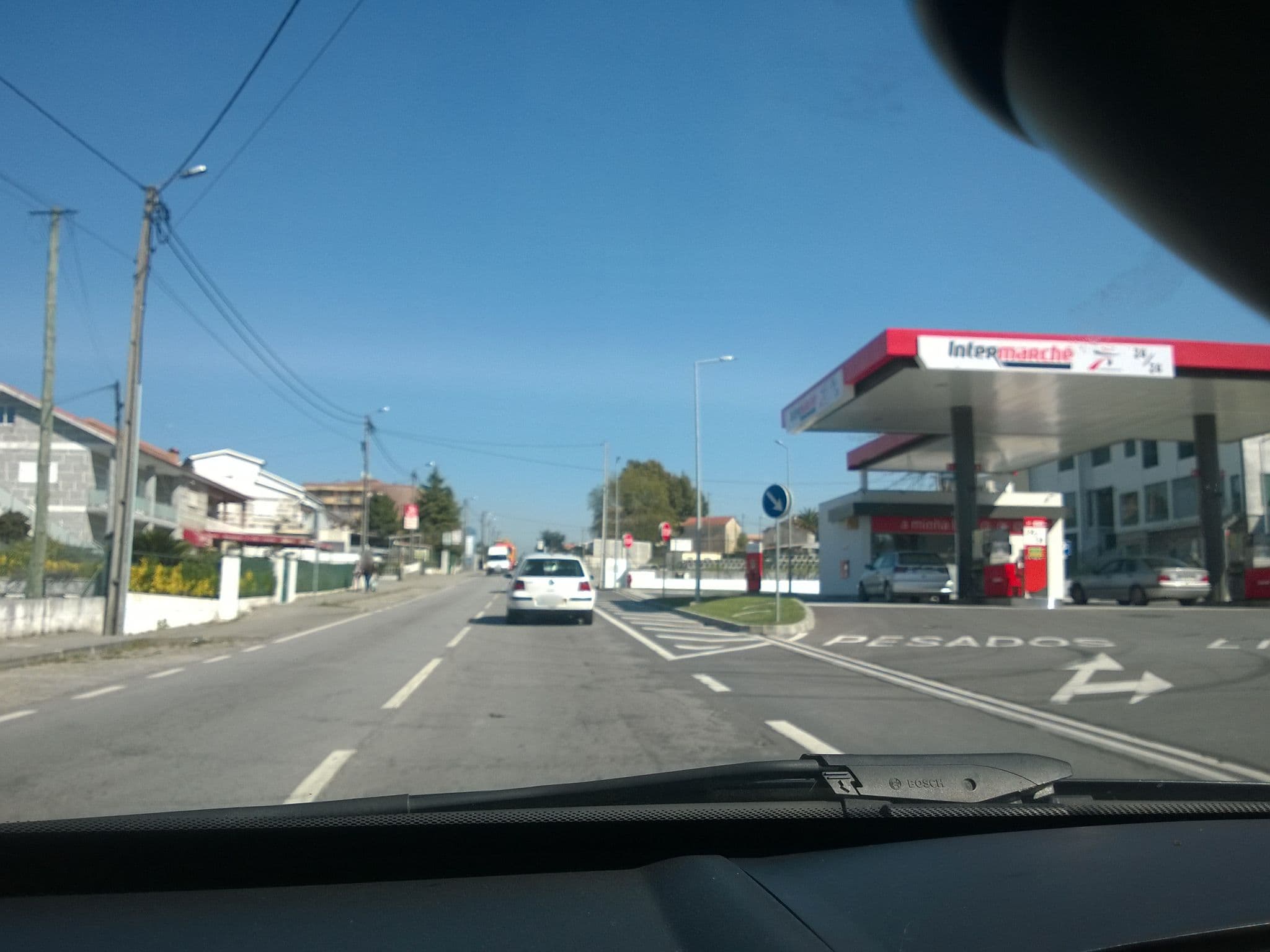 Street view near Intermarche' Paredes, Alpendurada — © jolive75 (CC BY-SA · Mapillary)