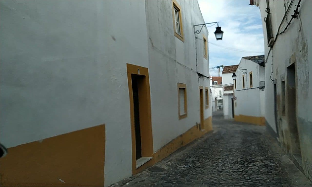 Street view near Pensão Casa Palma, Évora — © sanjorgepinho (CC BY-SA · Mapillary)
