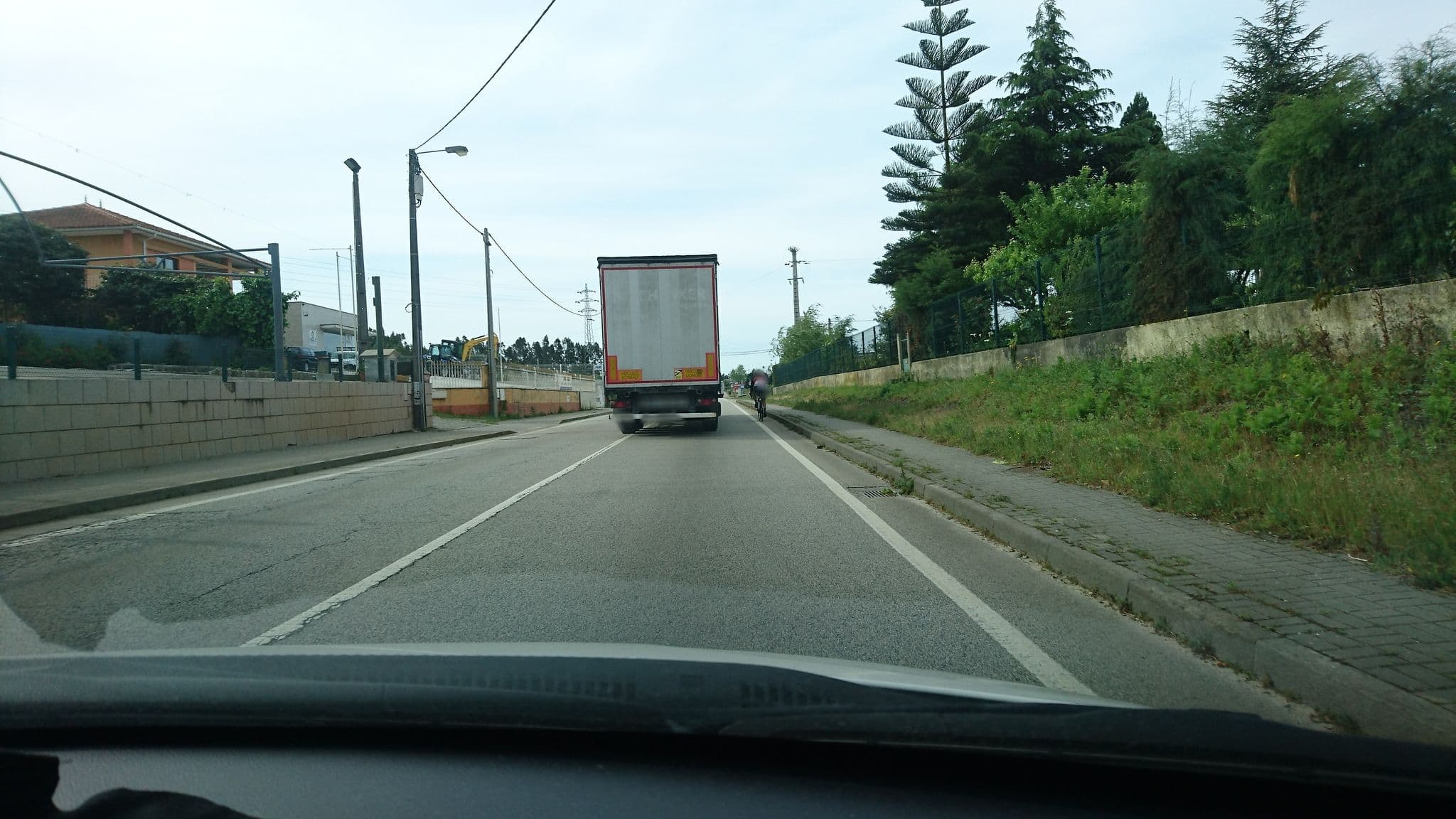 Street view near Albergue Albergaria-a-Nova, Branca — © rod9 (CC BY-SA · Mapillary)