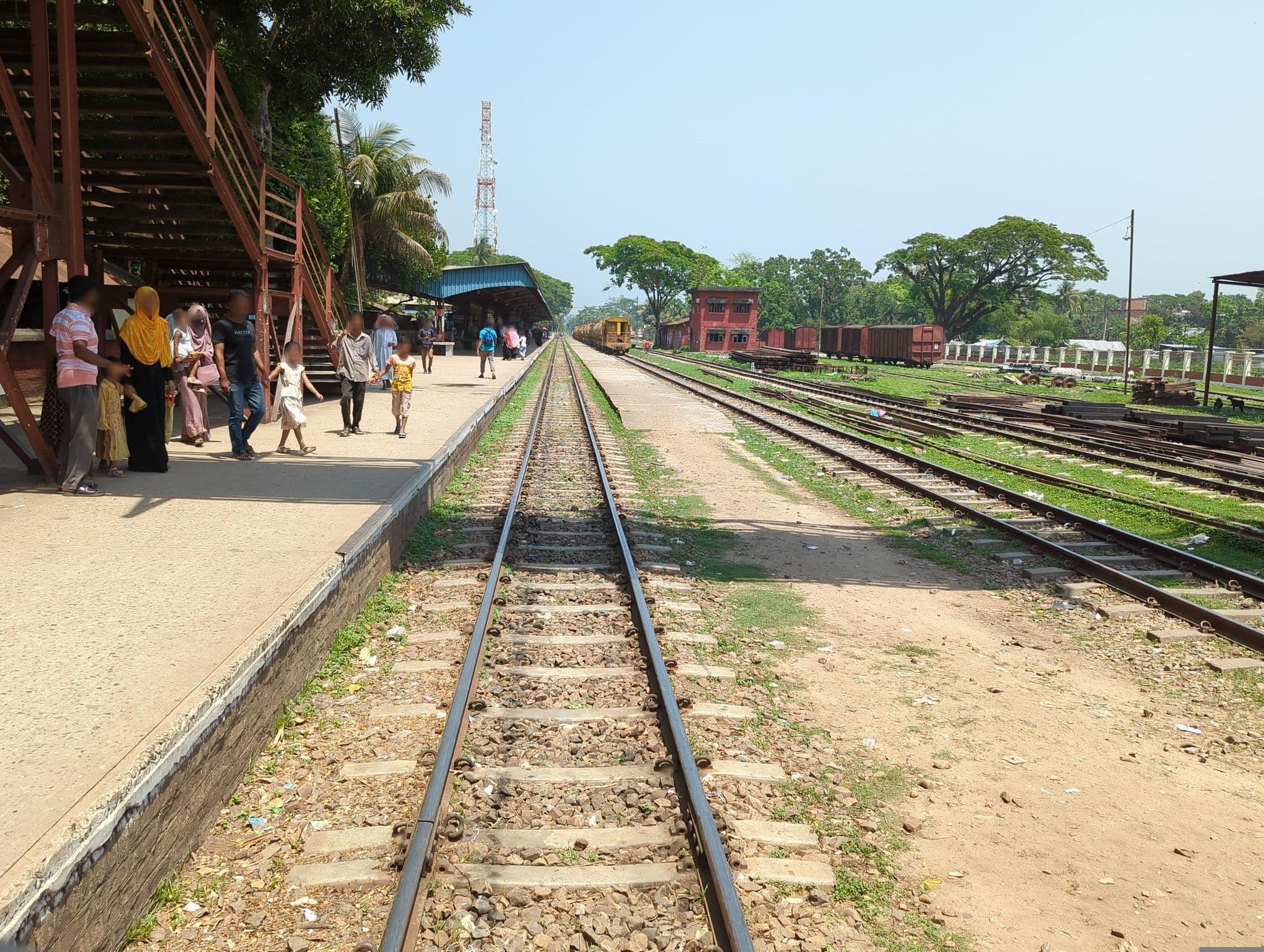 Street view near Tea Town Rest House, Srimangal — © azmaeen91 (CC BY-SA · Mapillary)