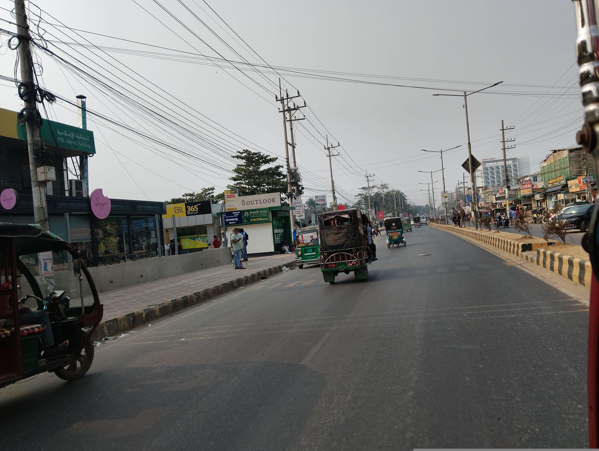 Street view near Hotel Sea World, Cox’s Bāzār — © SamsulArafin (CC BY-SA · Mapillary)