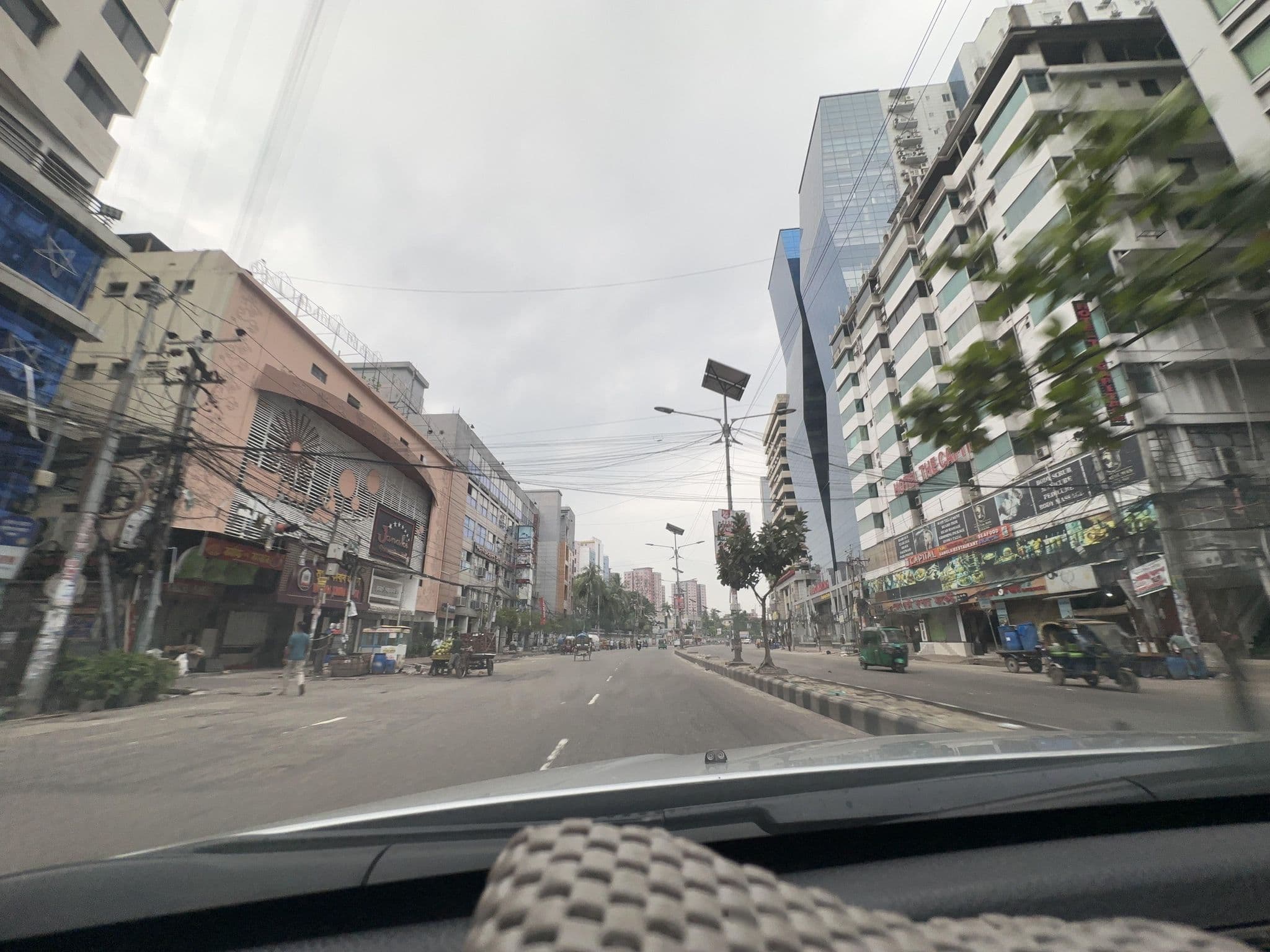 Street view near Orchard Plaza Hotel, Paltan — © nomanbinhossain (CC BY-SA · Mapillary)