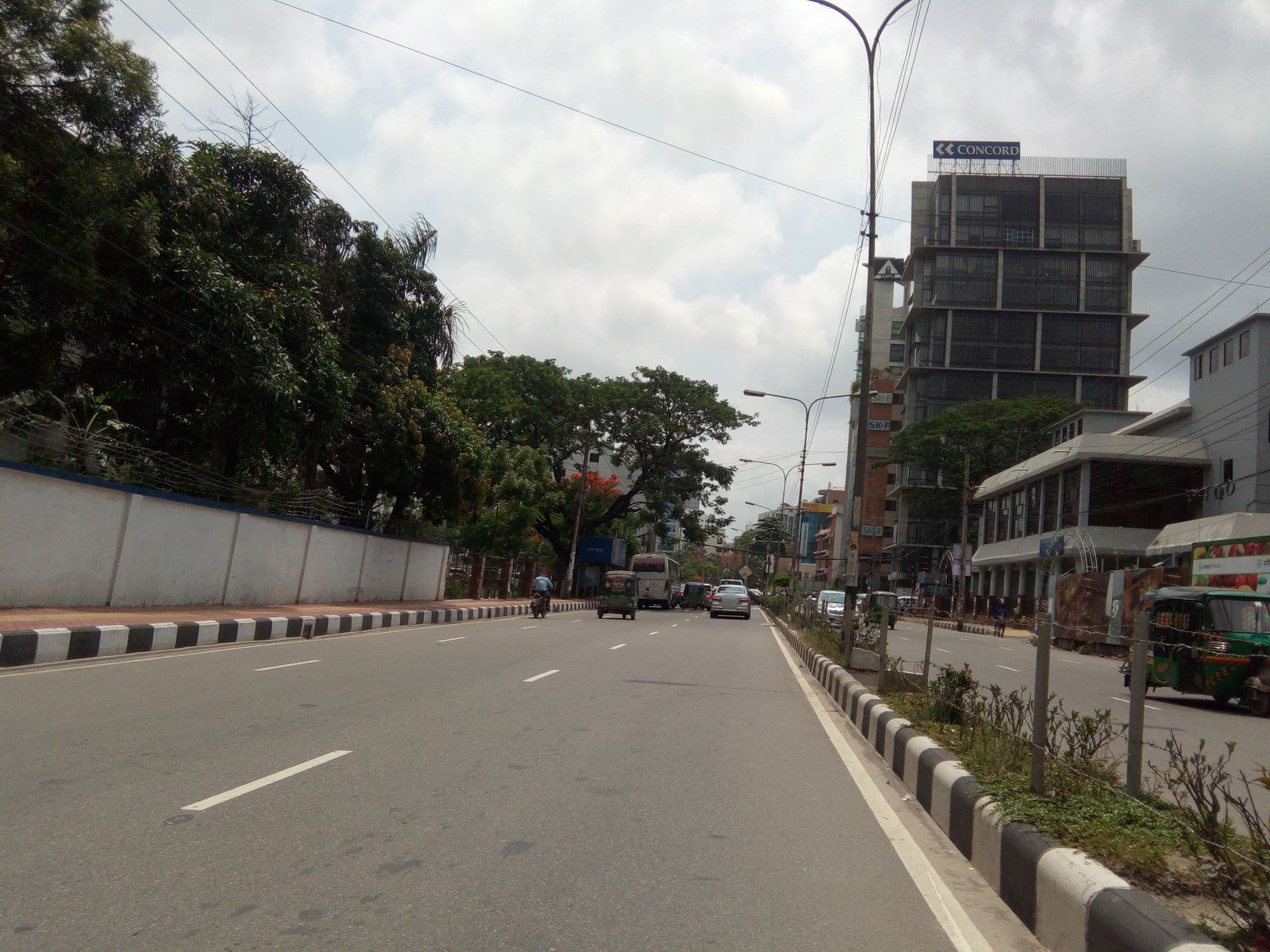 Street view near Sweet Dreams Bouquete  Hotel, Kafrul — © mapdhaka (CC BY-SA · Mapillary)