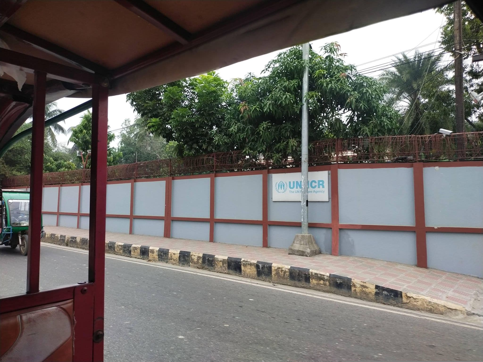 Street view near Motel Probal, Bangladesh Parjatan Corporation, Cox’s Bāzār — © tayefbarikoi (CC BY-SA · Mapillary)
