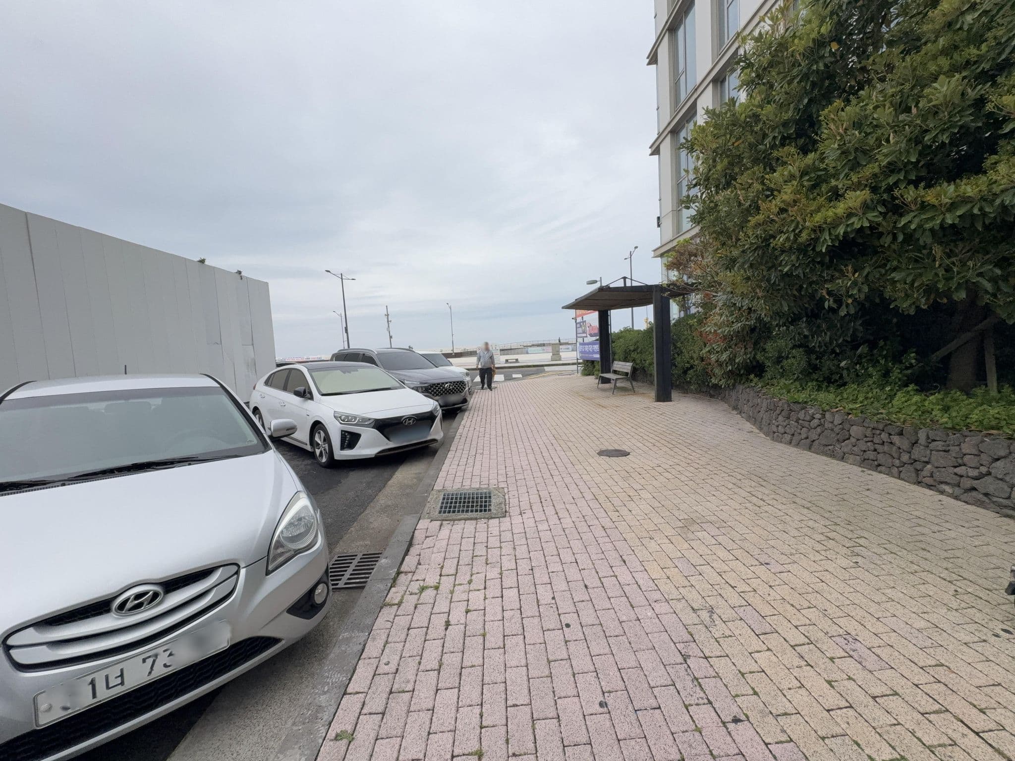 Street view near 호텔 리젠트 마린 제주, Sanji — © eunju (CC BY-SA · Mapillary)
