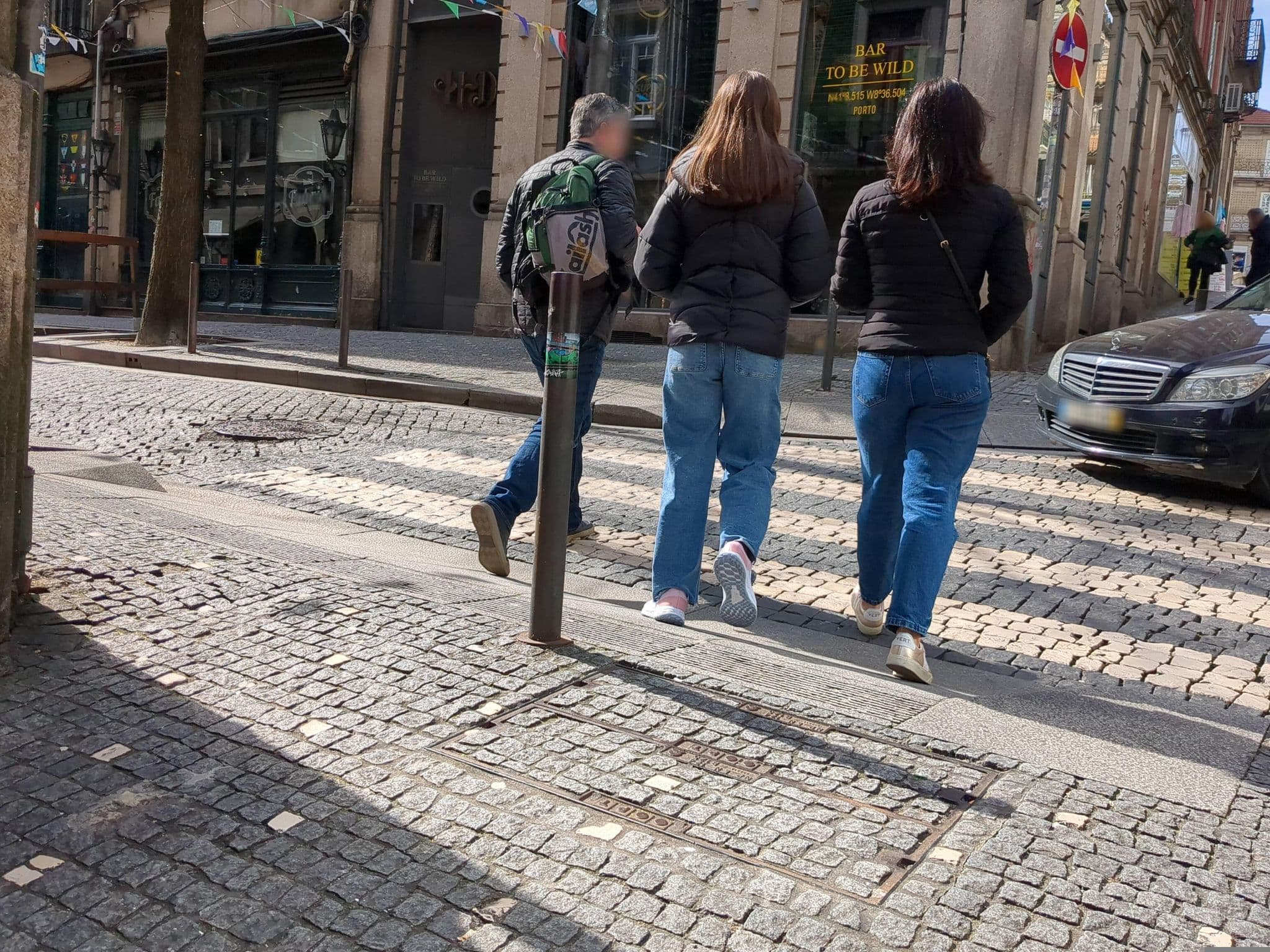 Street view near Galerias Fashion Flats, Porto
