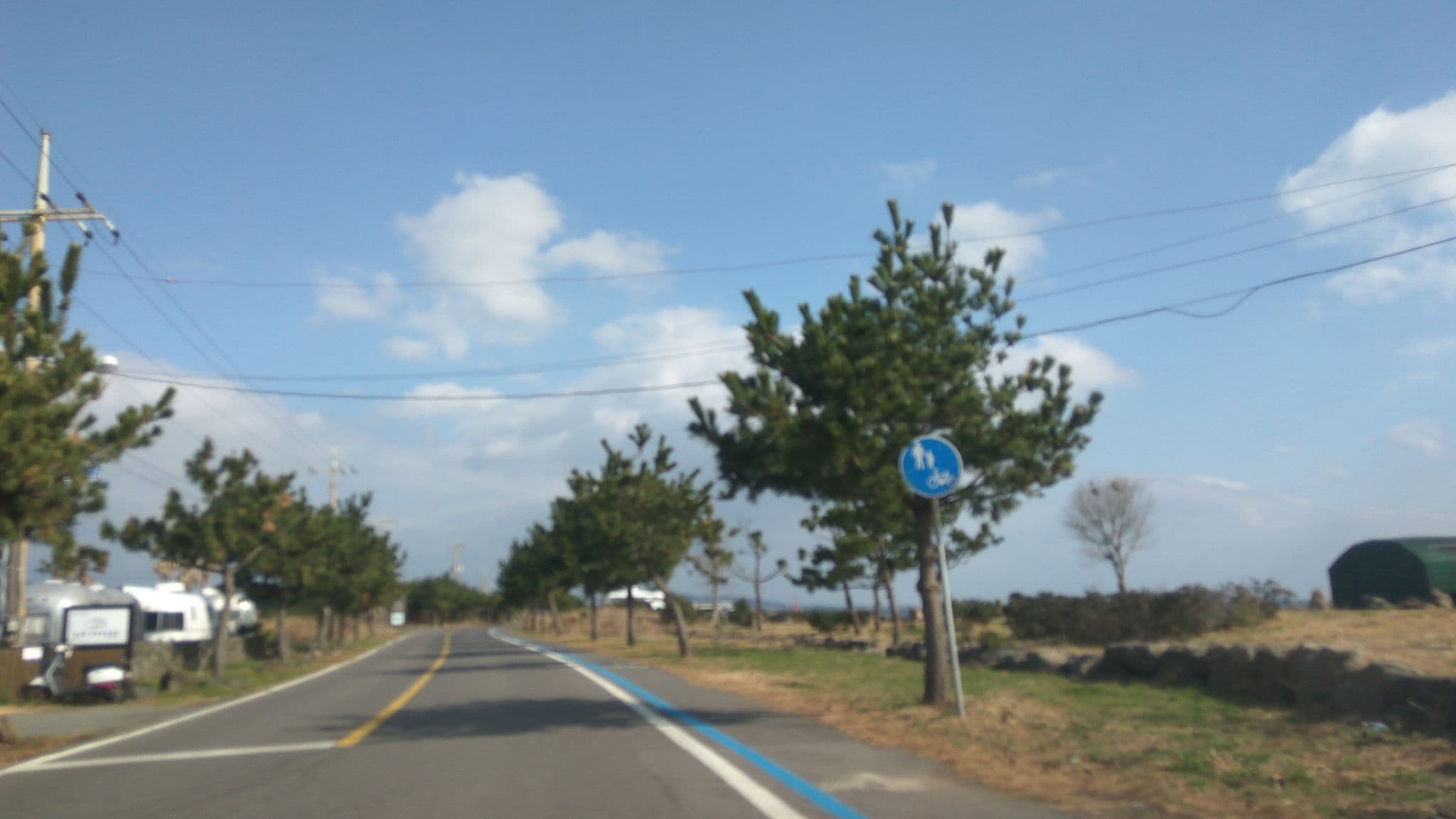 Street view near Air Ground, Seogwipo — © eneerhut (CC BY-SA · Mapillary)