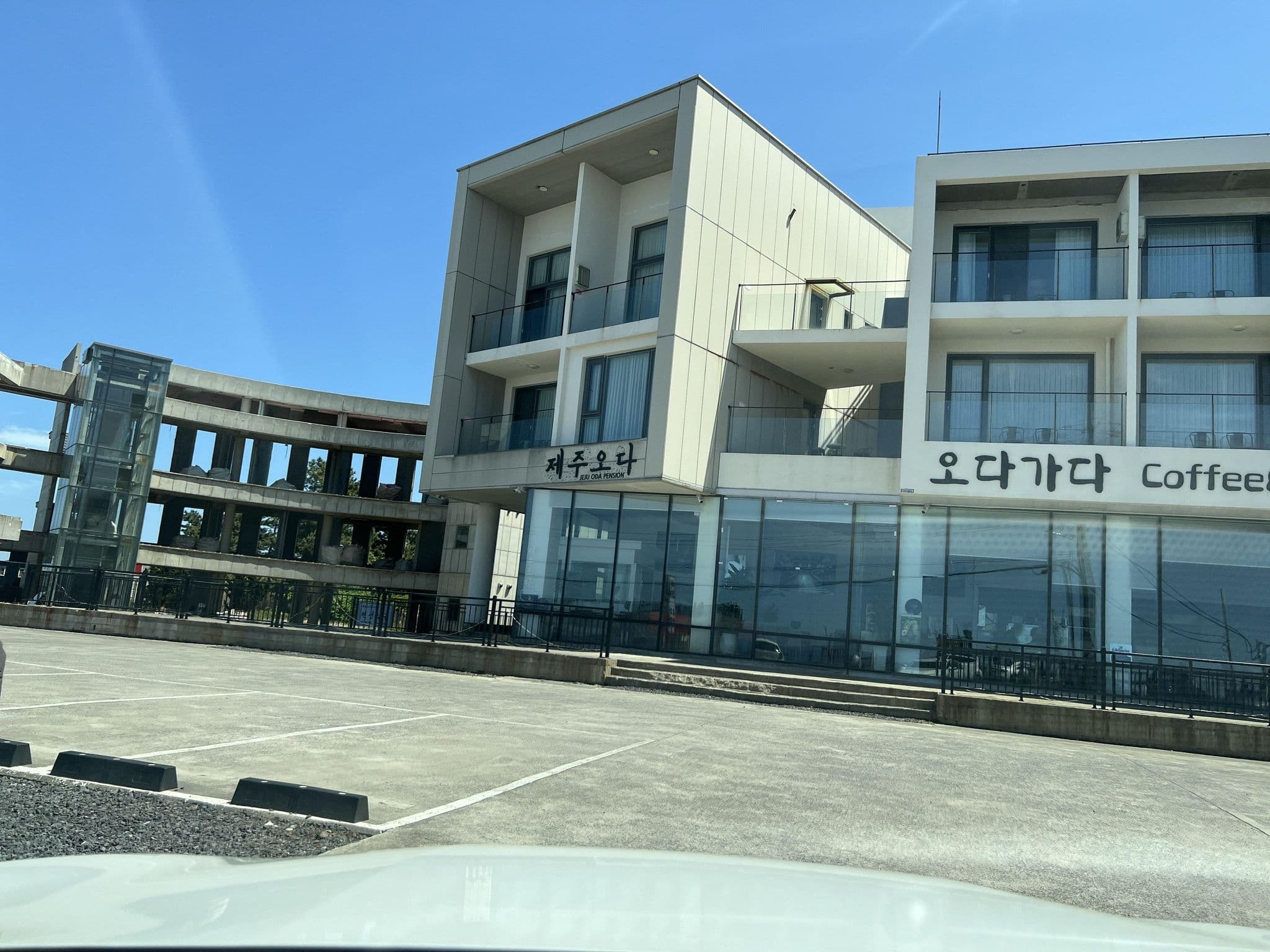 Street view near 제주펜션 오다, Tallang-dong — © eneerhut (CC BY-SA · Mapillary)