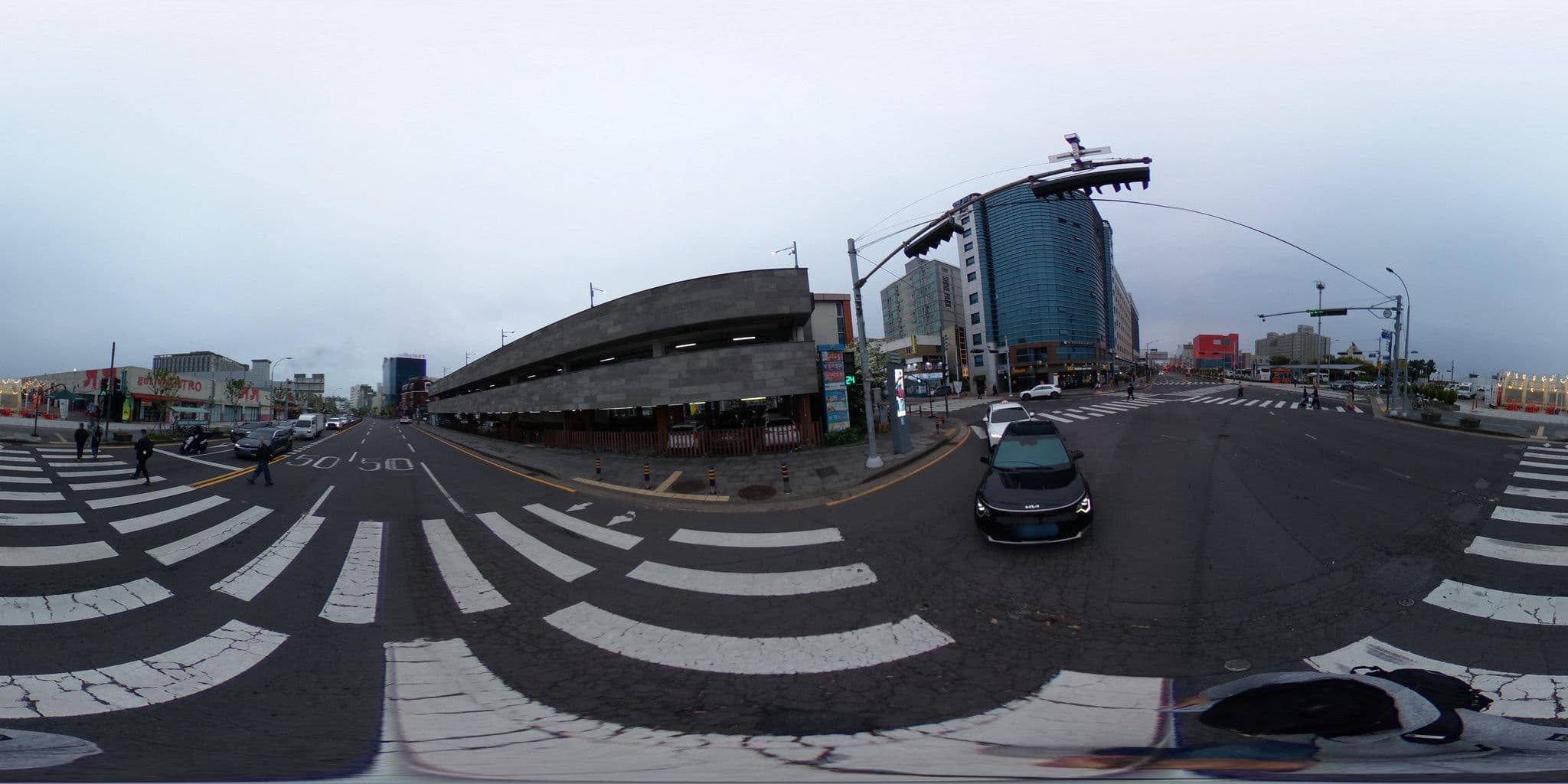 Street view near 시사이드 관광 호텔, Sanji — © monotaxism (CC BY-SA · Mapillary)