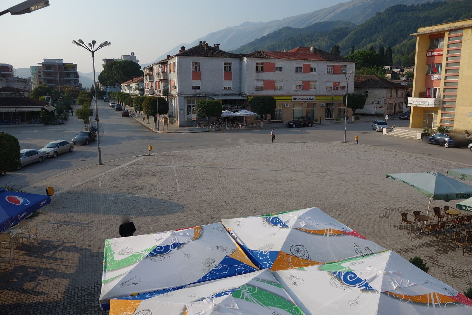 Street view near Hotel Përmeti, Përmet — © malenki (CC BY-SA · Mapillary)