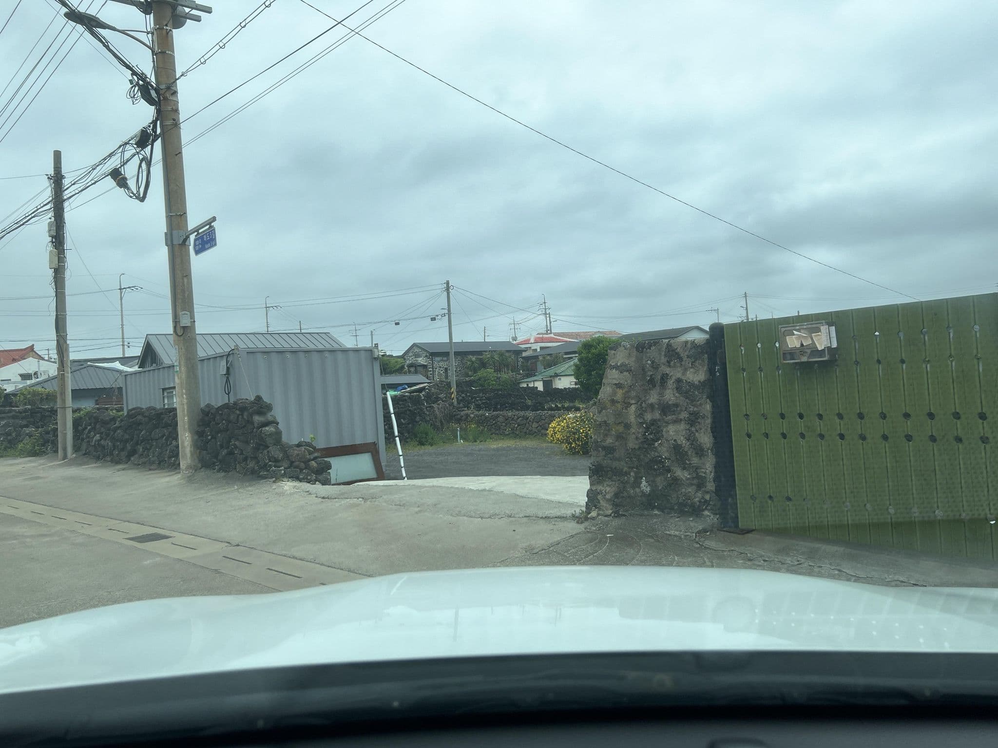 Street view near 하도가을이네, Ponggae-dong — © eneerhut (CC BY-SA · Mapillary)