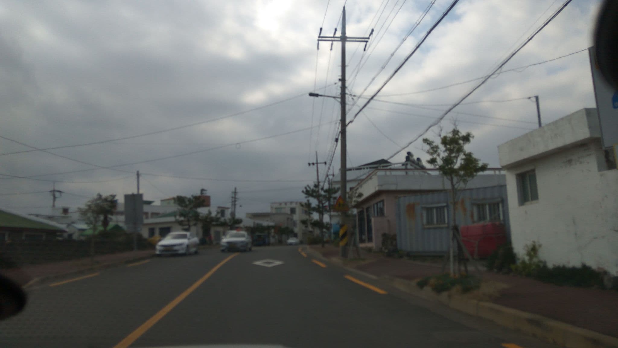 Street view near 두빛나래 Resort, Seogwipo — © eneerhut (CC BY-SA · Mapillary)