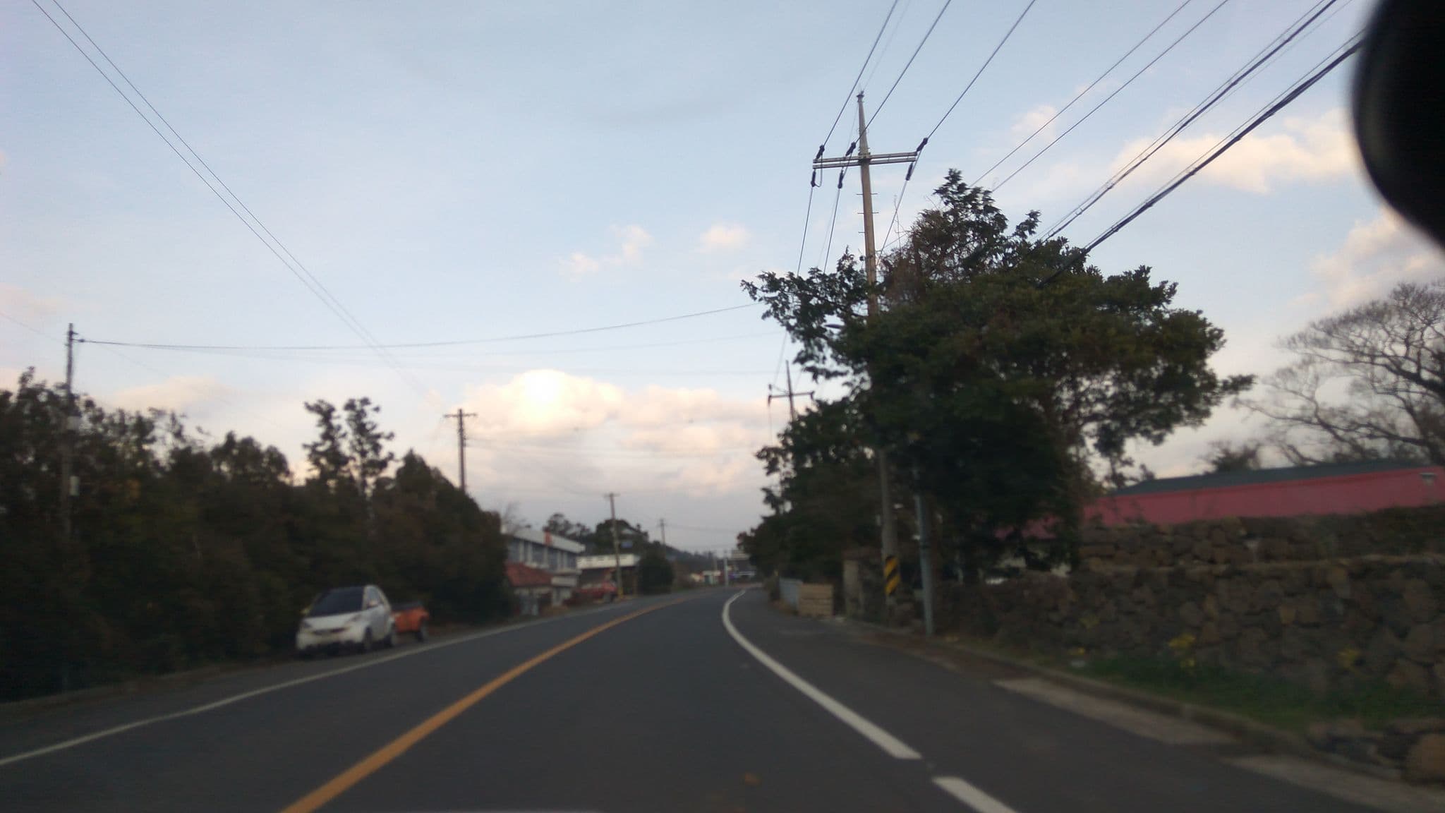 Street view near 골오기네 뜰, Gaigeturi — © eneerhut (CC BY-SA · Mapillary)