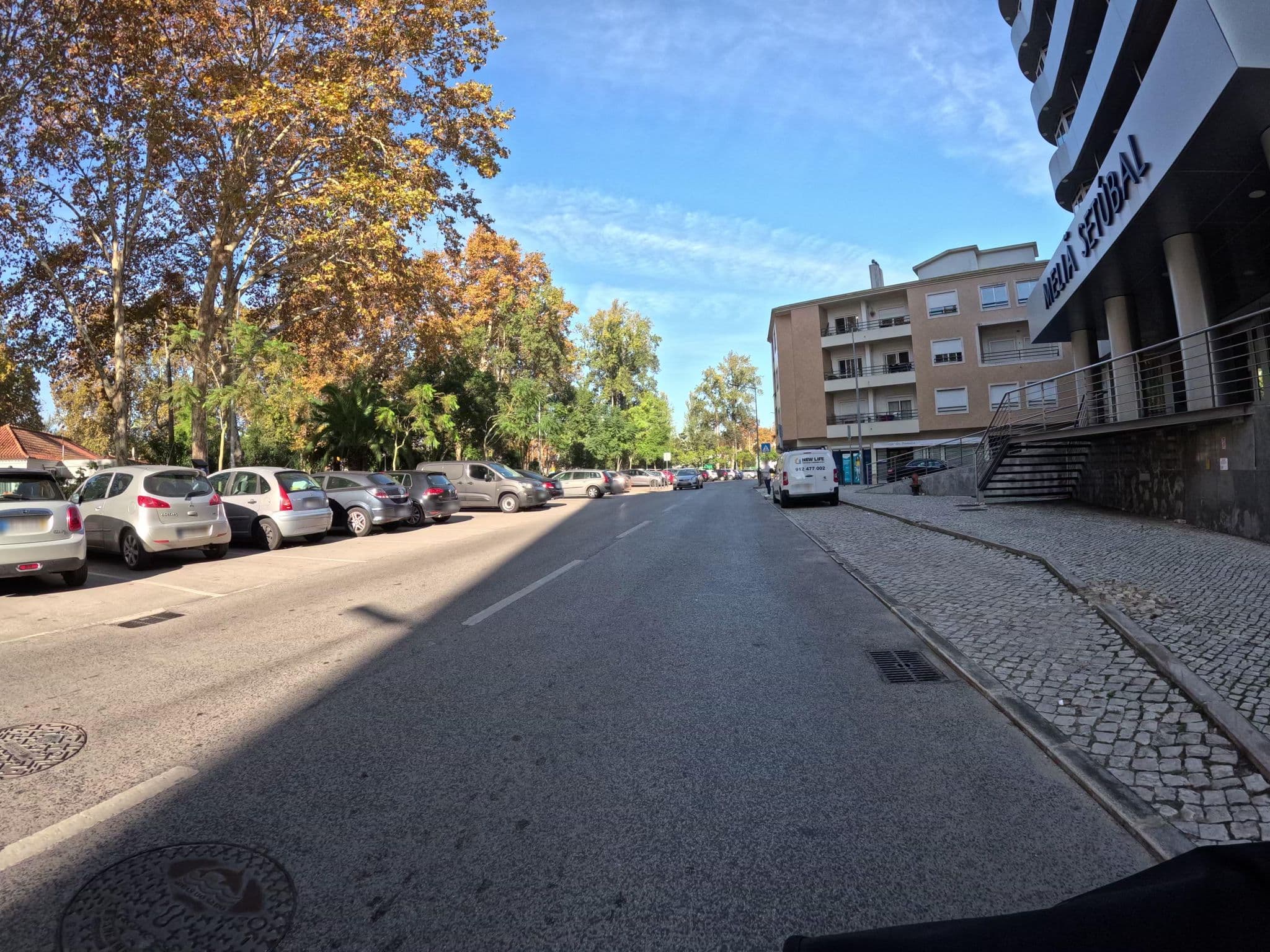 Street view near Meliá Setúbal, Setúbal — © claudiop (CC BY-SA · Mapillary)
