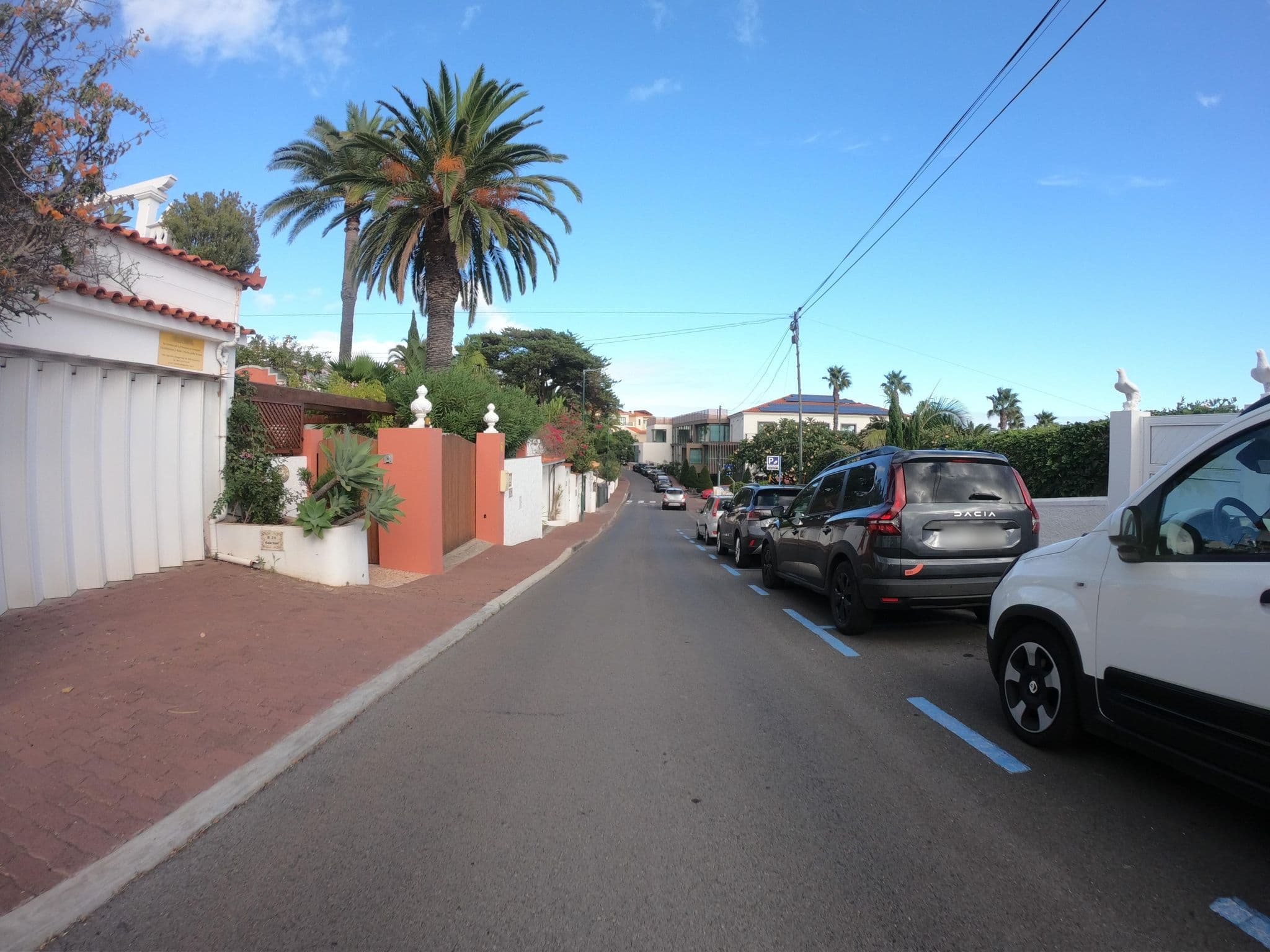 Street view near Casa Liesl, Caniço — © filipesilva (CC BY-SA · Mapillary)