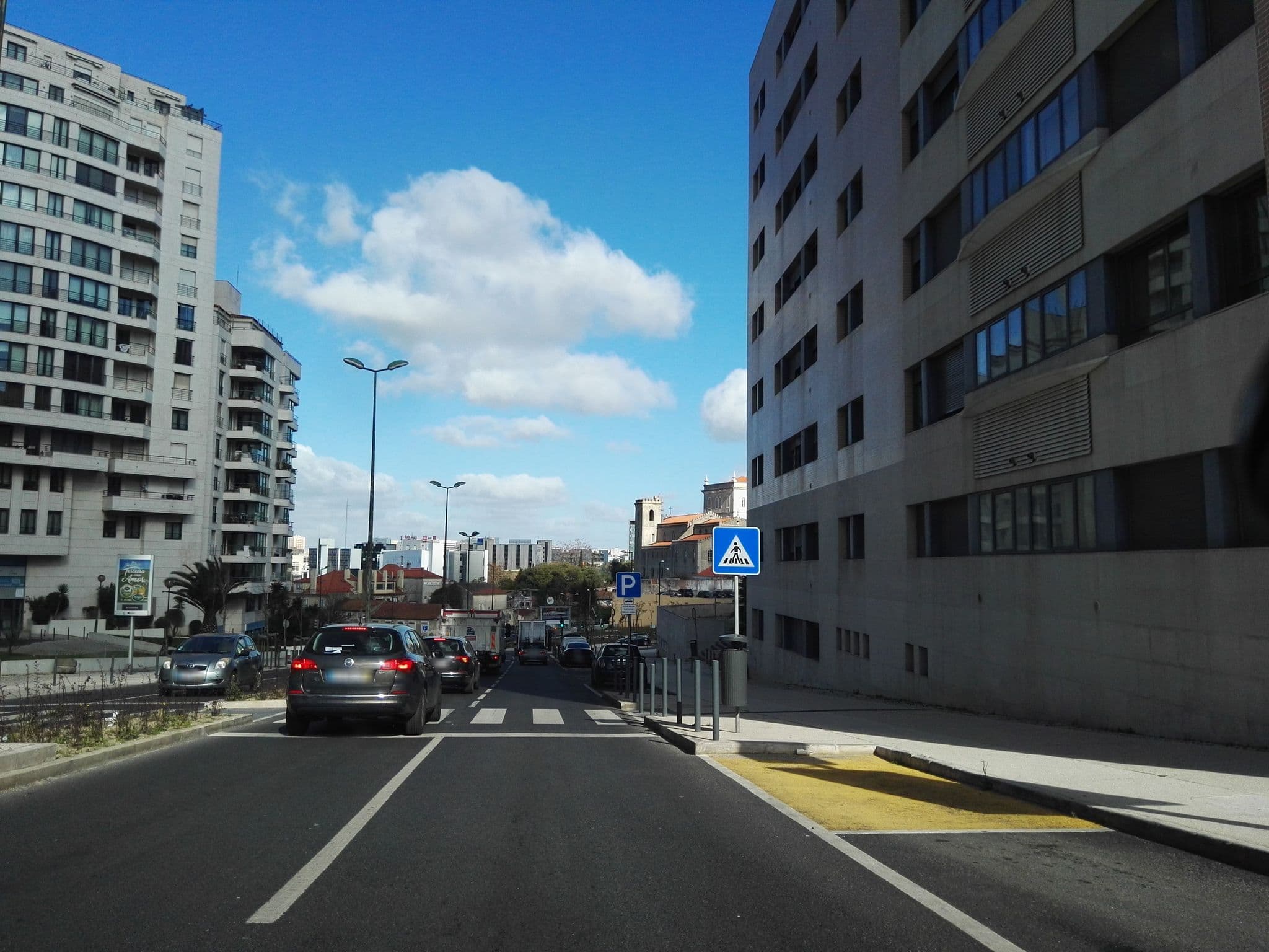 Street view near LiveOnTop, Campolide — © filipegraciosa (CC BY-SA · Mapillary)