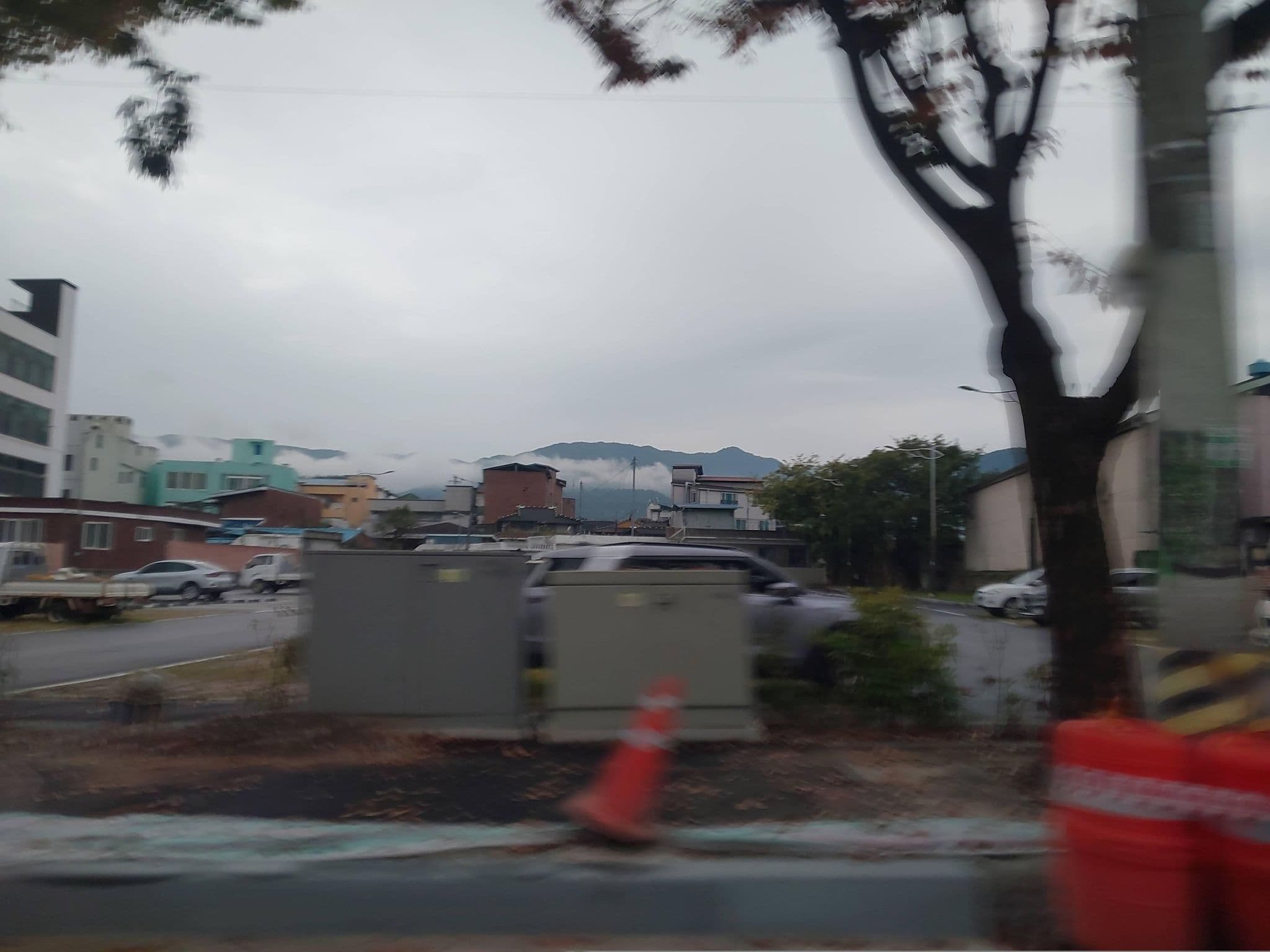 Street view near 예일스테이, Kurye — © ChenJJ (CC BY-SA · Mapillary)