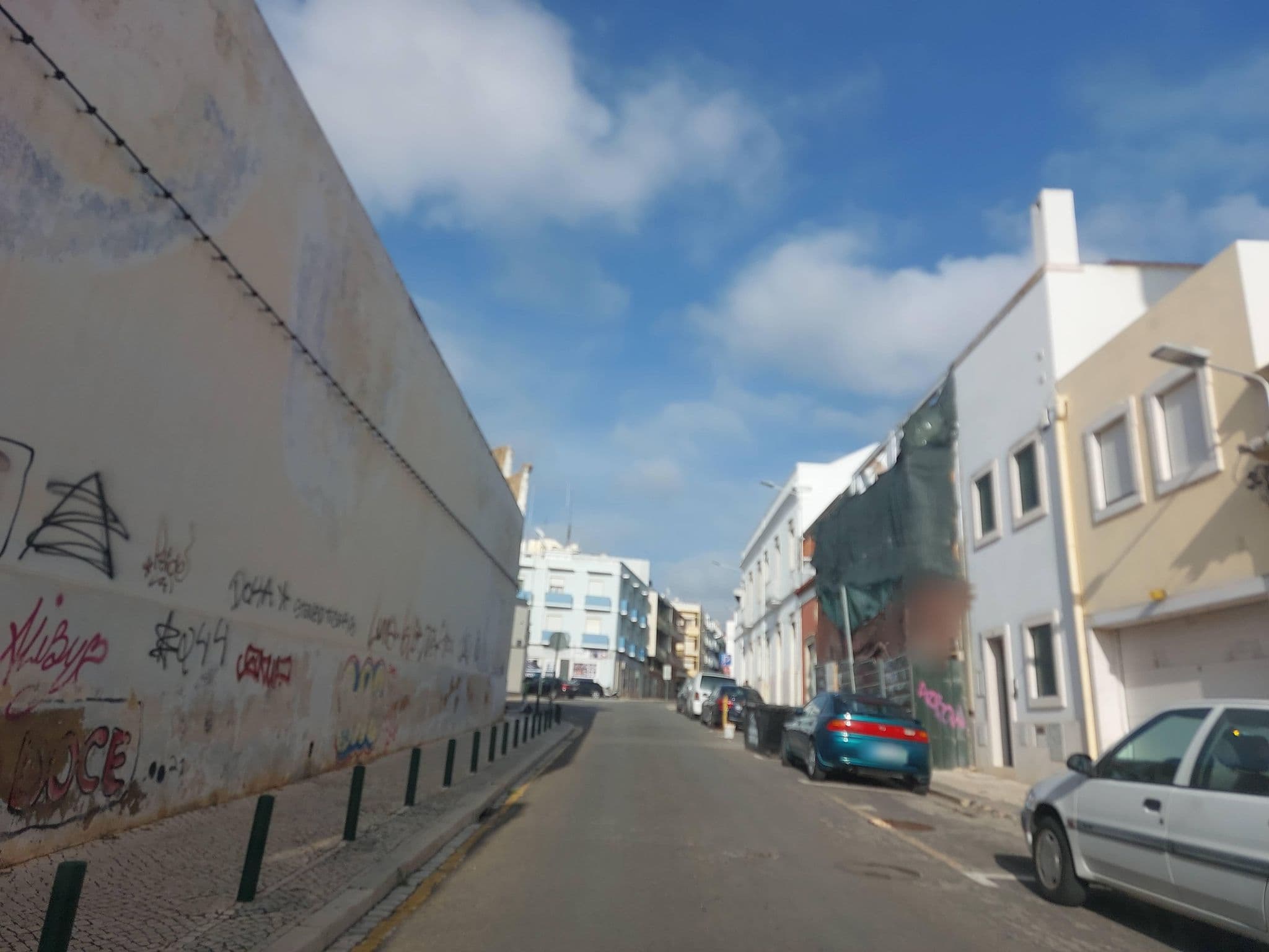 Street view near Pensão Residencial Oliveira, Faro — © 5rmft (CC BY-SA · Mapillary)