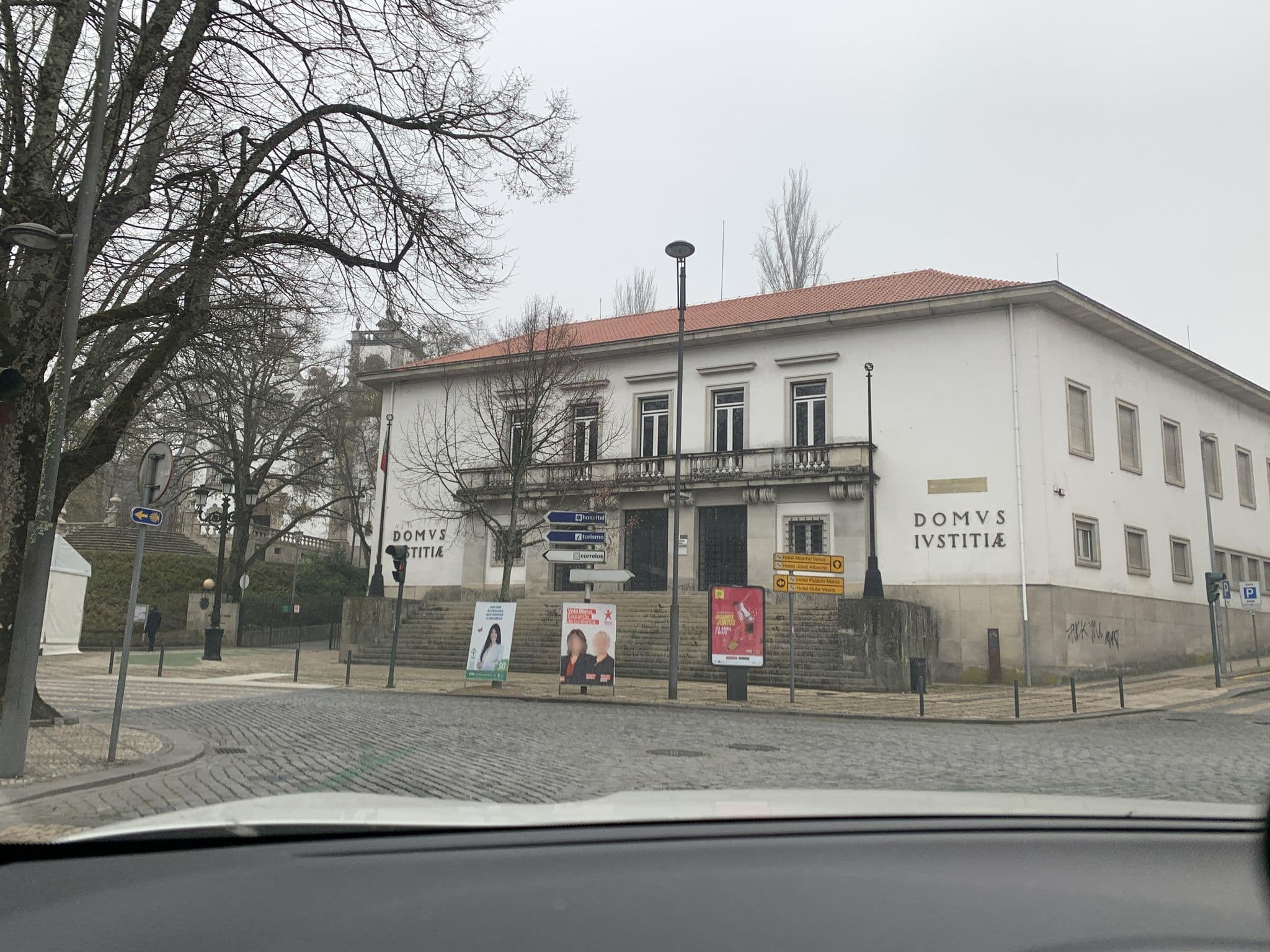 Street view near Hotel Avenida, Viseu — © Domingues3D (CC BY-SA · Mapillary)
