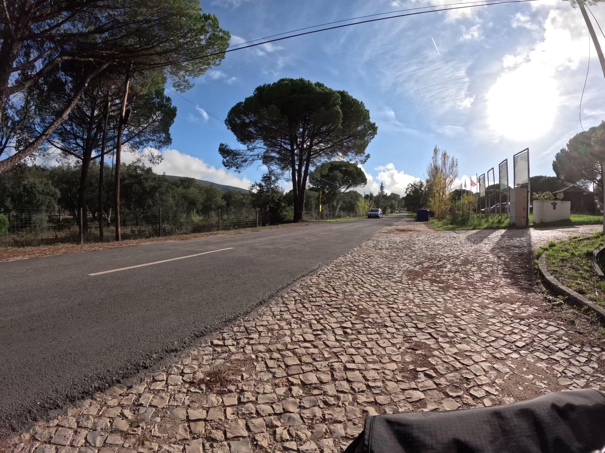 Street view near YMCA Camp Alambre, Azeitão — © claudiop (CC BY-SA · Mapillary)