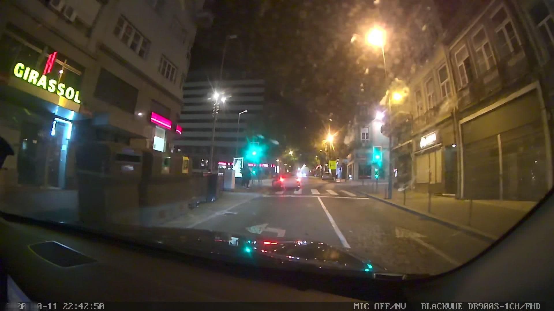 Street view near Hotel Girassol, Porto — © sanjorgepinho (CC BY-SA · Mapillary)