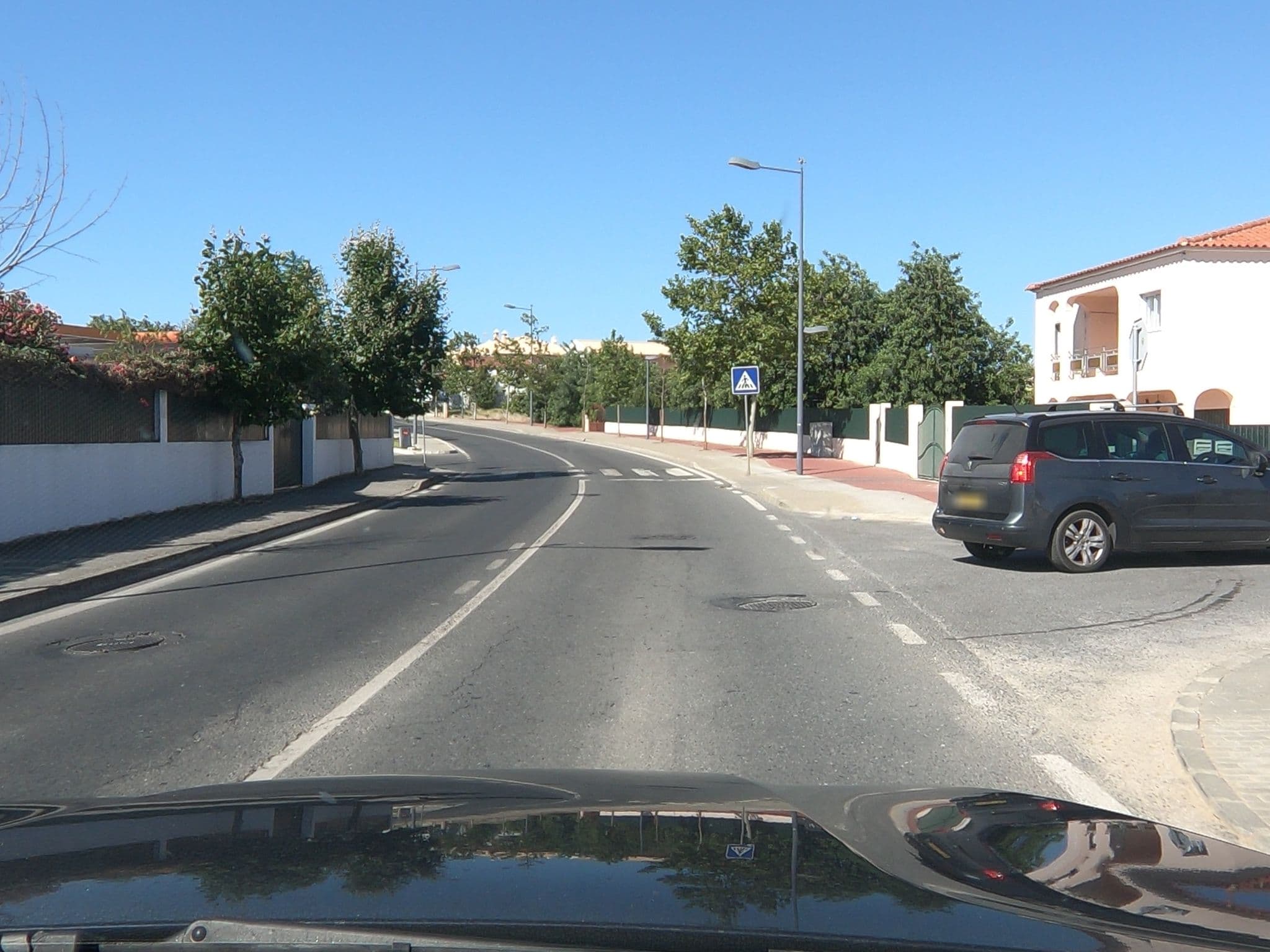 Street view near Sul Park, Ferreiras — © sanjorgepinho (CC BY-SA · Mapillary)