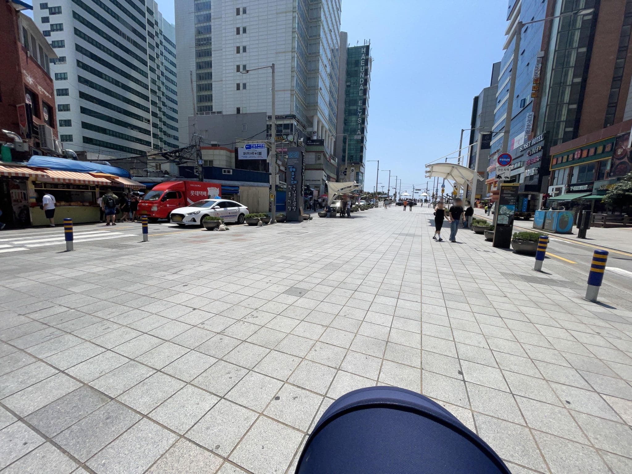 Street view near 라비드아틀란호텔2, Gijang — © jaydiggily (CC BY-SA · Mapillary)