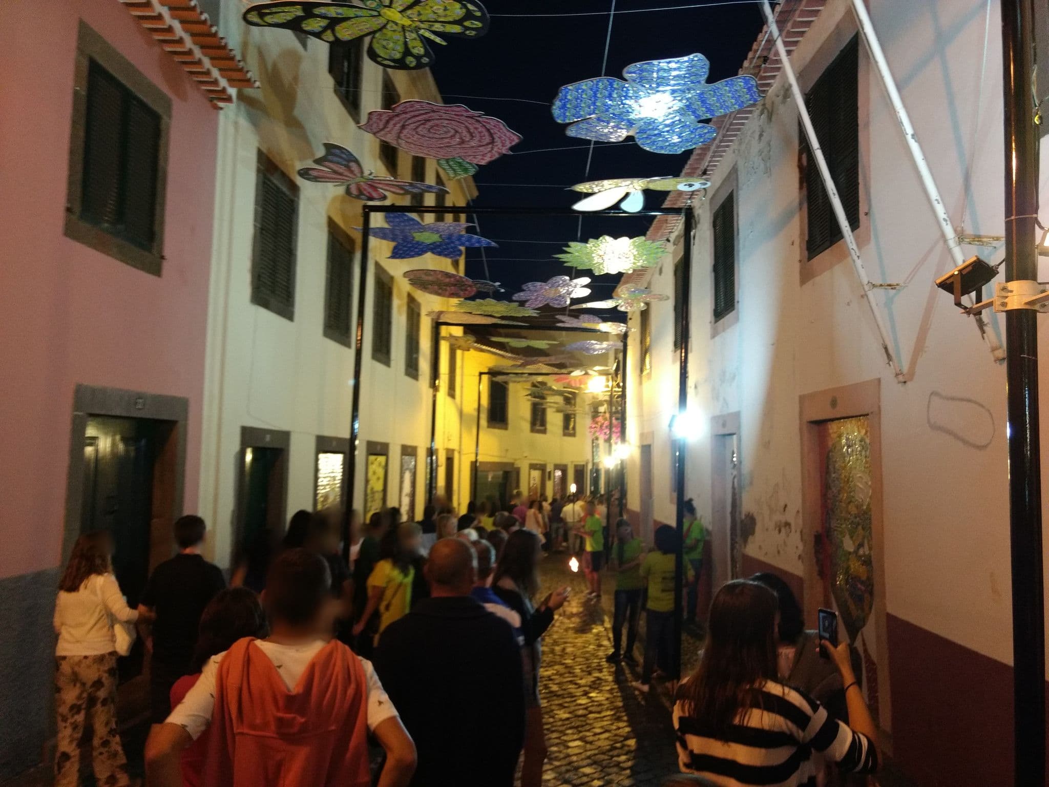 Street view near Pestana Fisherman Village, Câmara de Lobos — © nunocaldeira (CC BY-SA · Mapillary)