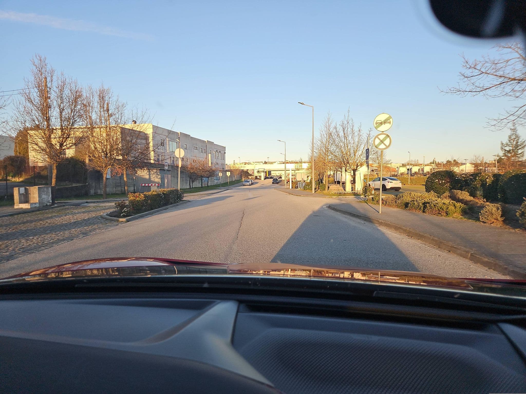 Street view near Stellplatz Polis Park, Guarda, Sequeira — © toho (CC BY-SA · Mapillary)