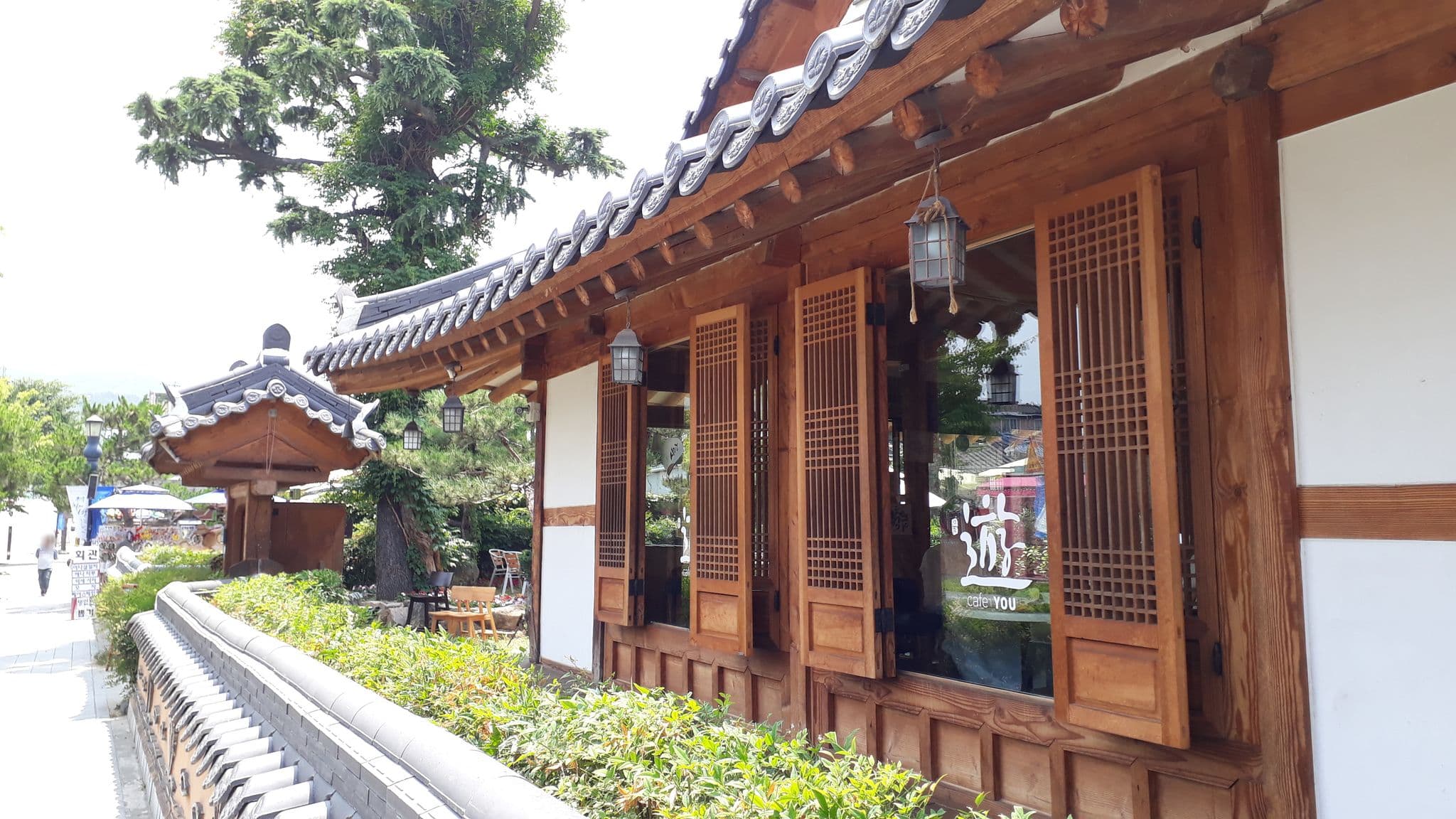 Street view near 소담원, Jeonju — © thebigtouffe (CC BY-SA · Mapillary)