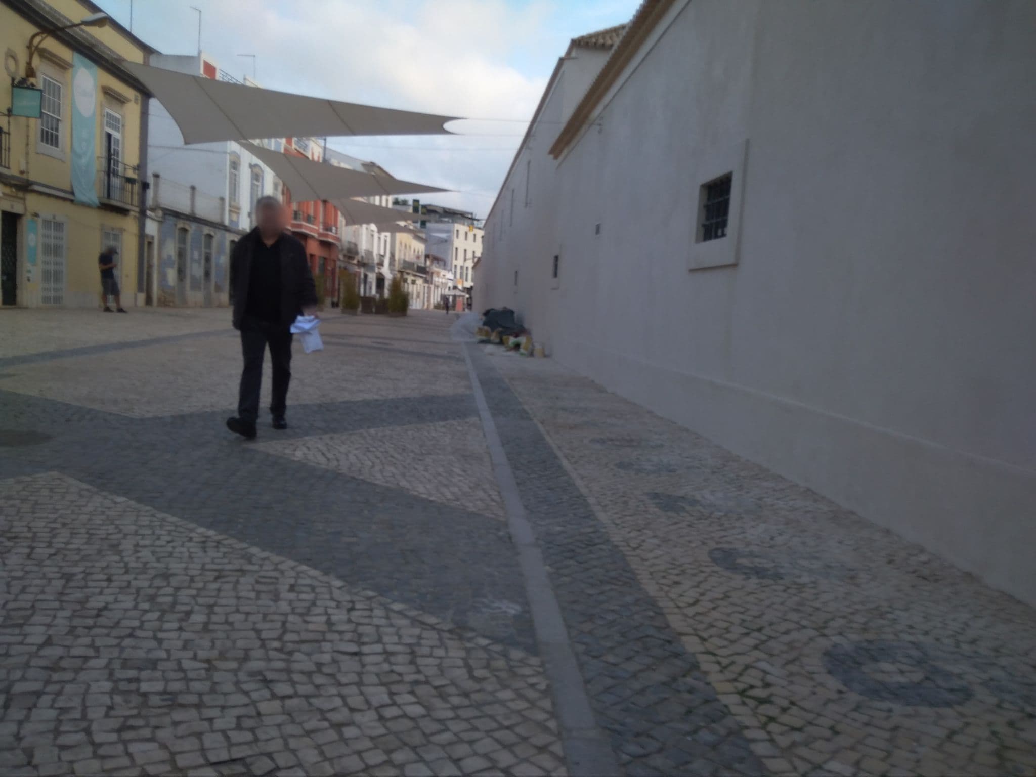 Street view near Casa da Madalena Backpackers Hostel, Faro — © mapfool (CC BY-SA · Mapillary)