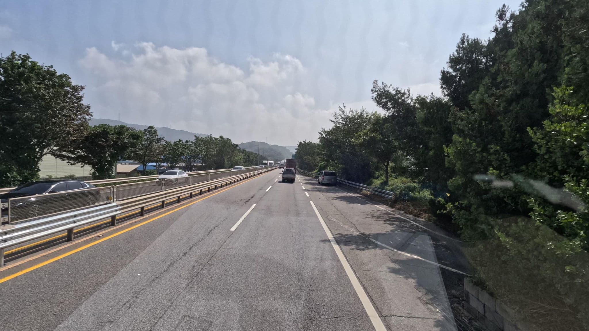 Street view near 뉴아산모텔, Asan — © bct (CC BY-SA · Mapillary)